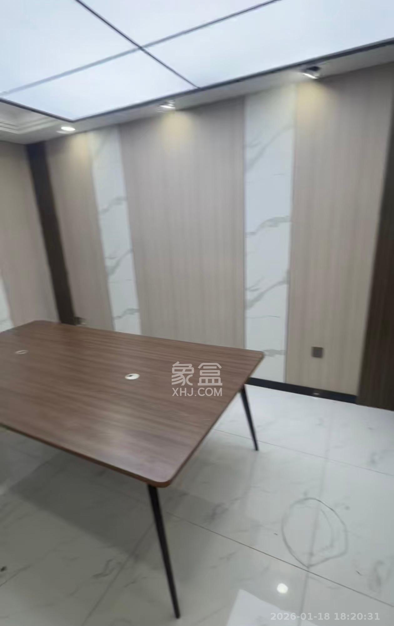 万达广场   128.37㎡      4800.0元/月室内图