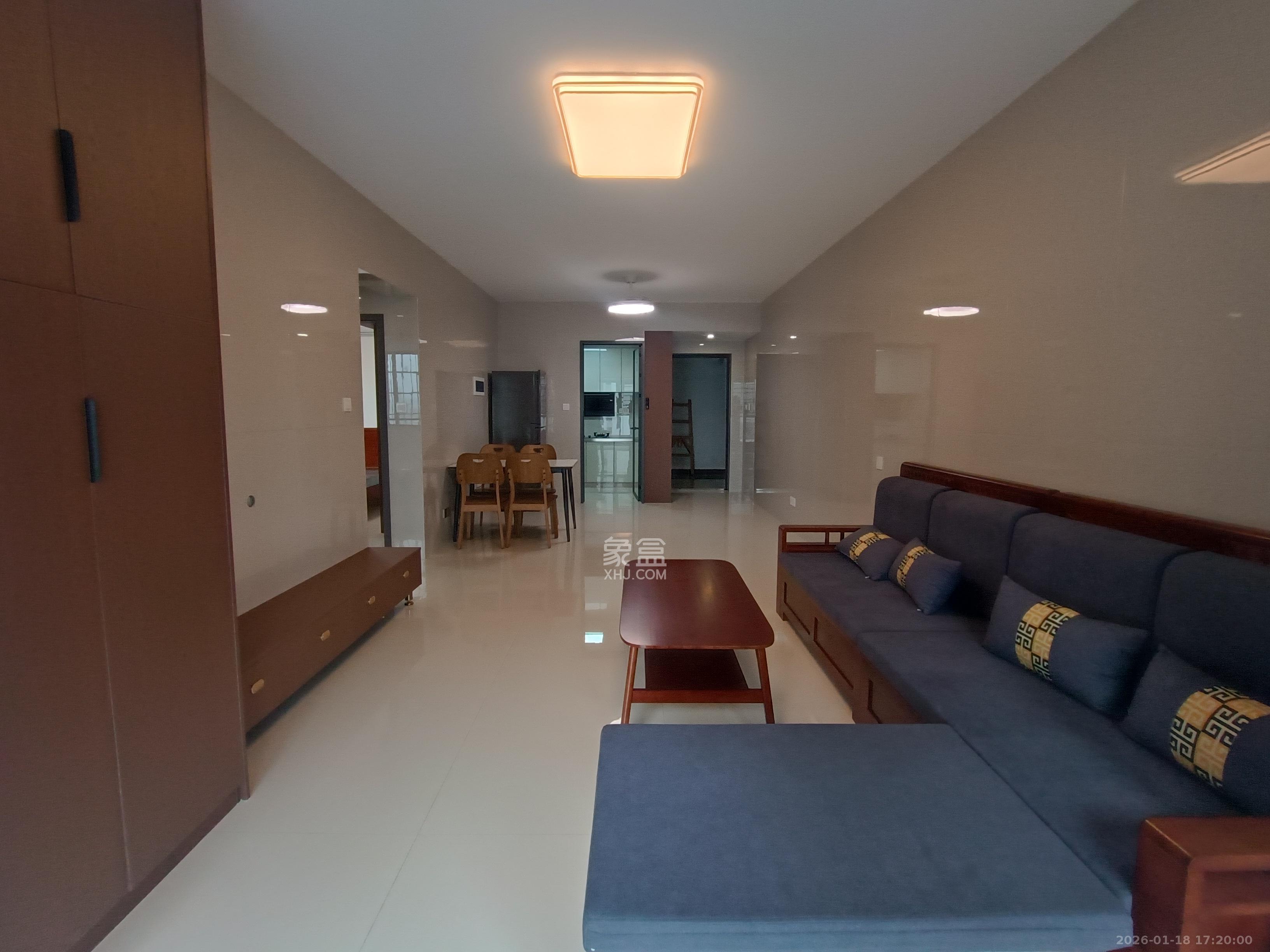 至雅小玲家园  1室0厅0卫    2400.0元/月