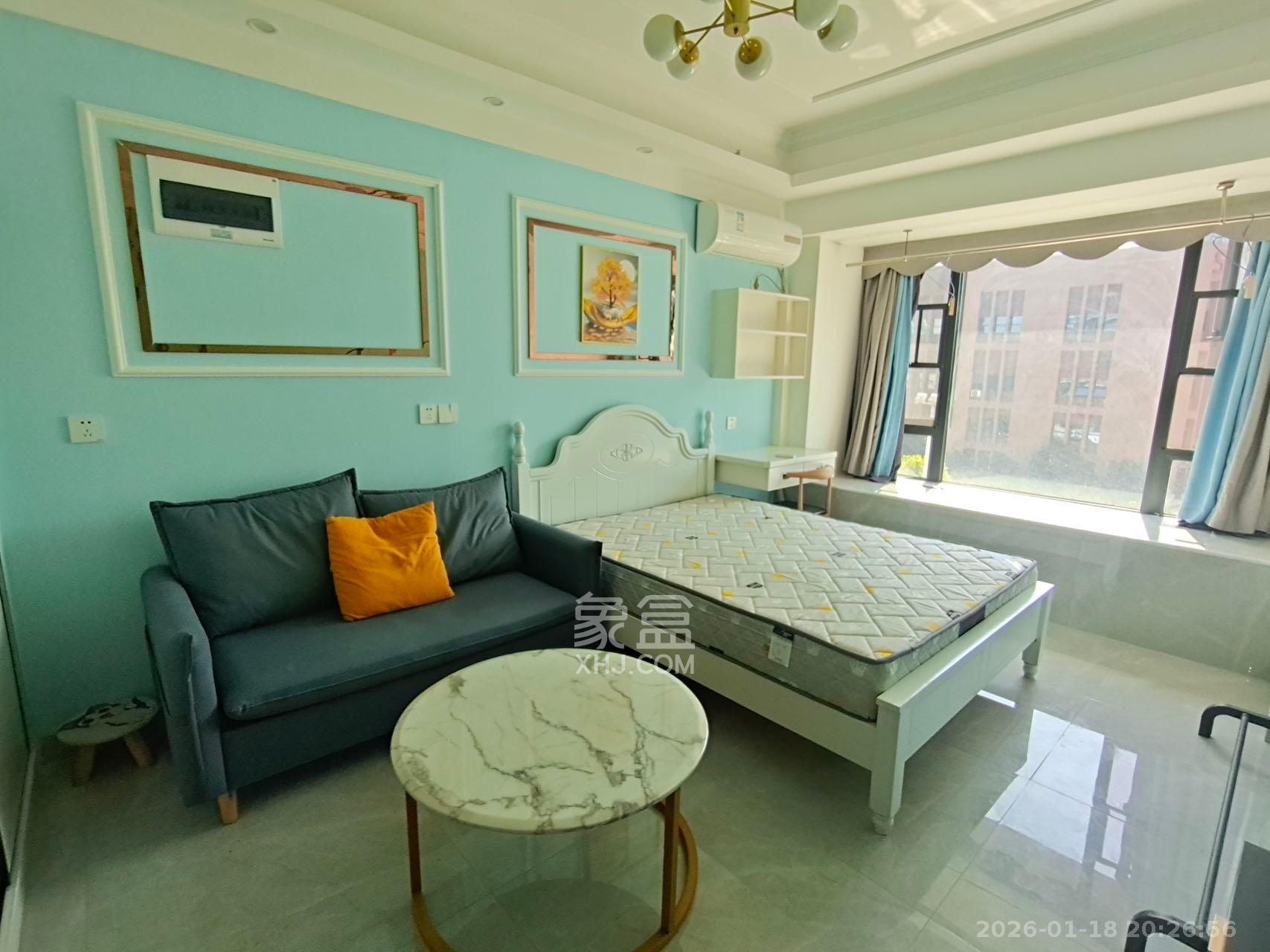 龙湖湘江星座（祺鑫星座公寓）  1室1厅1卫    1400.0元/月