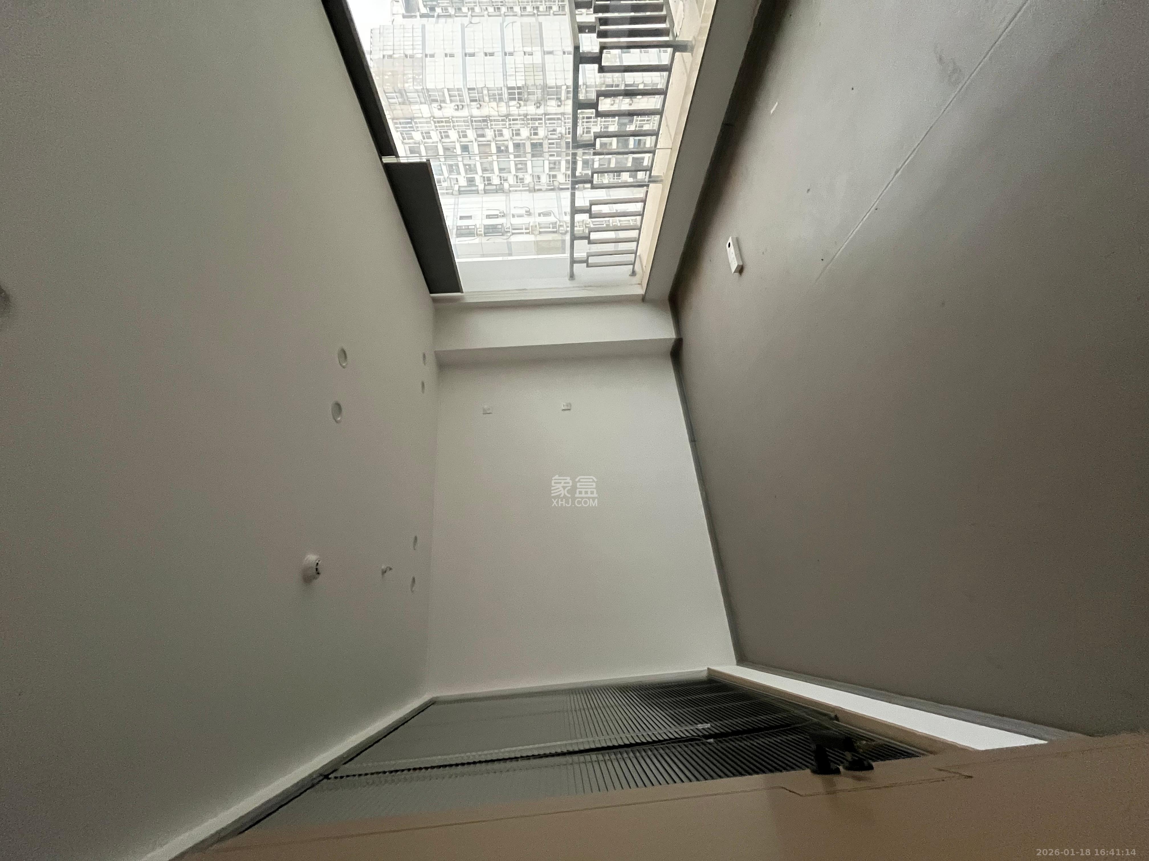 新世纪大厦   640.0㎡      23500.0元/月室内图