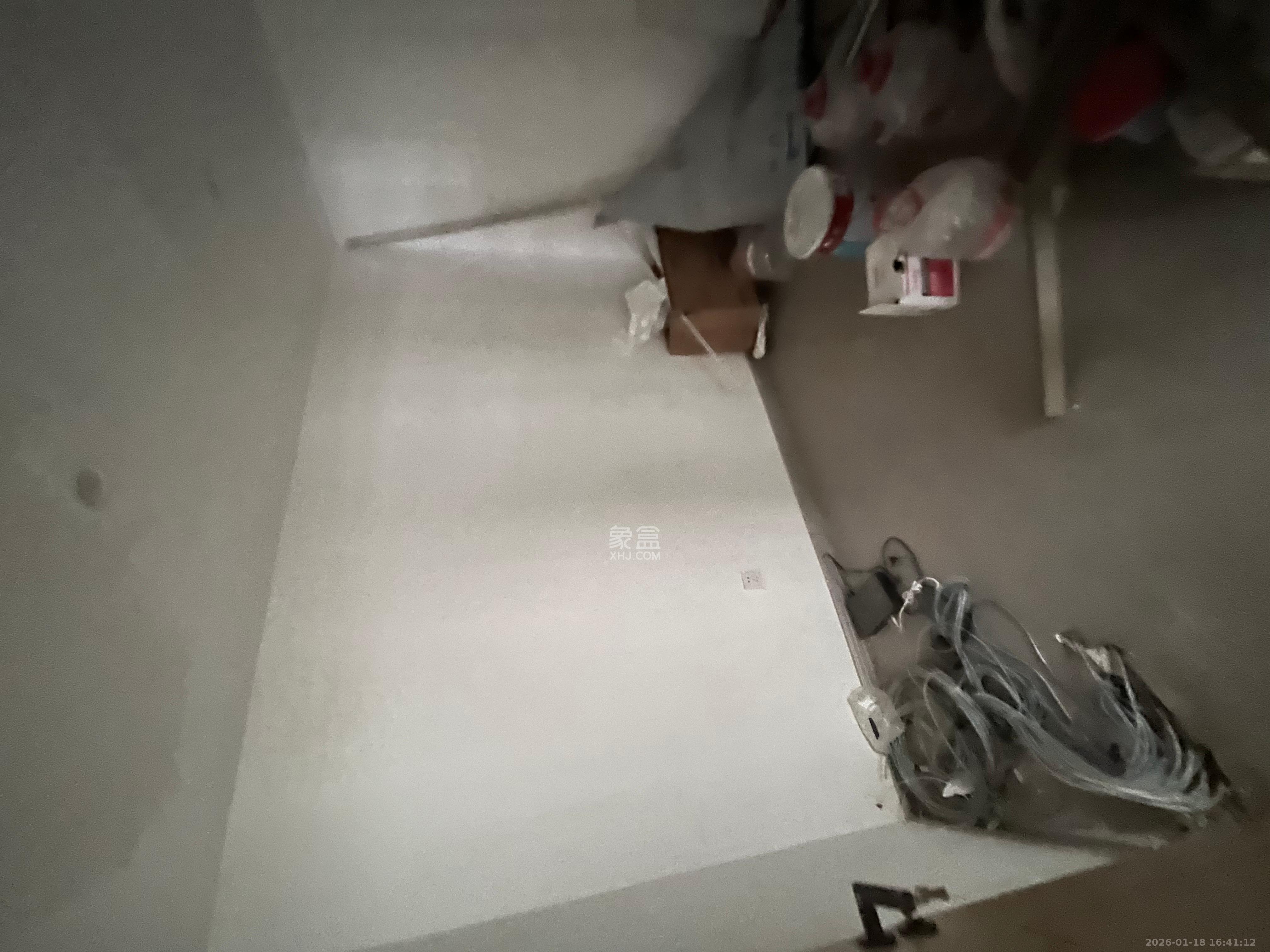 新世纪大厦   640.0㎡      23500.0元/月室内图