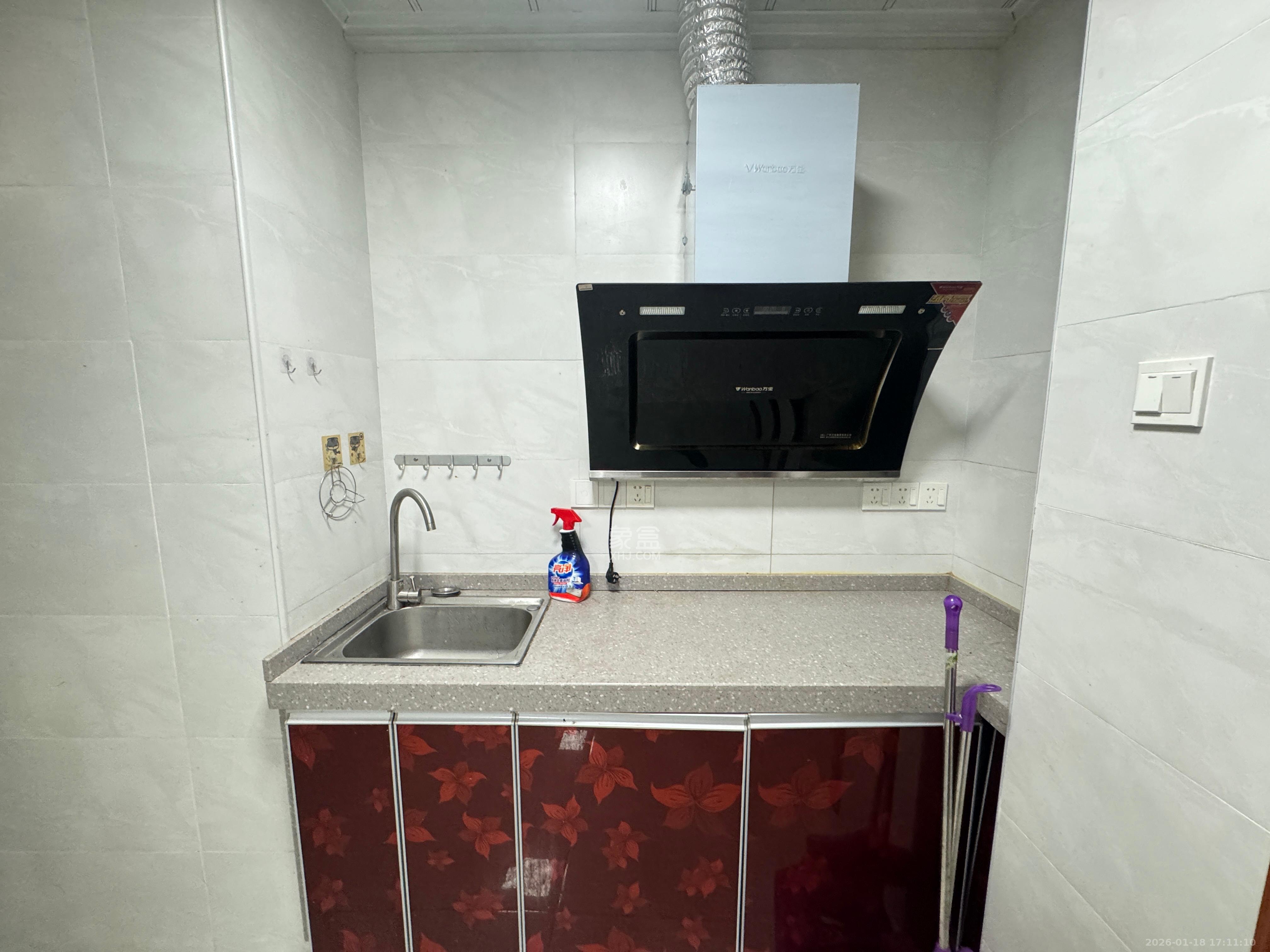 南庭城果   47.0㎡      1300.0元/月室内图