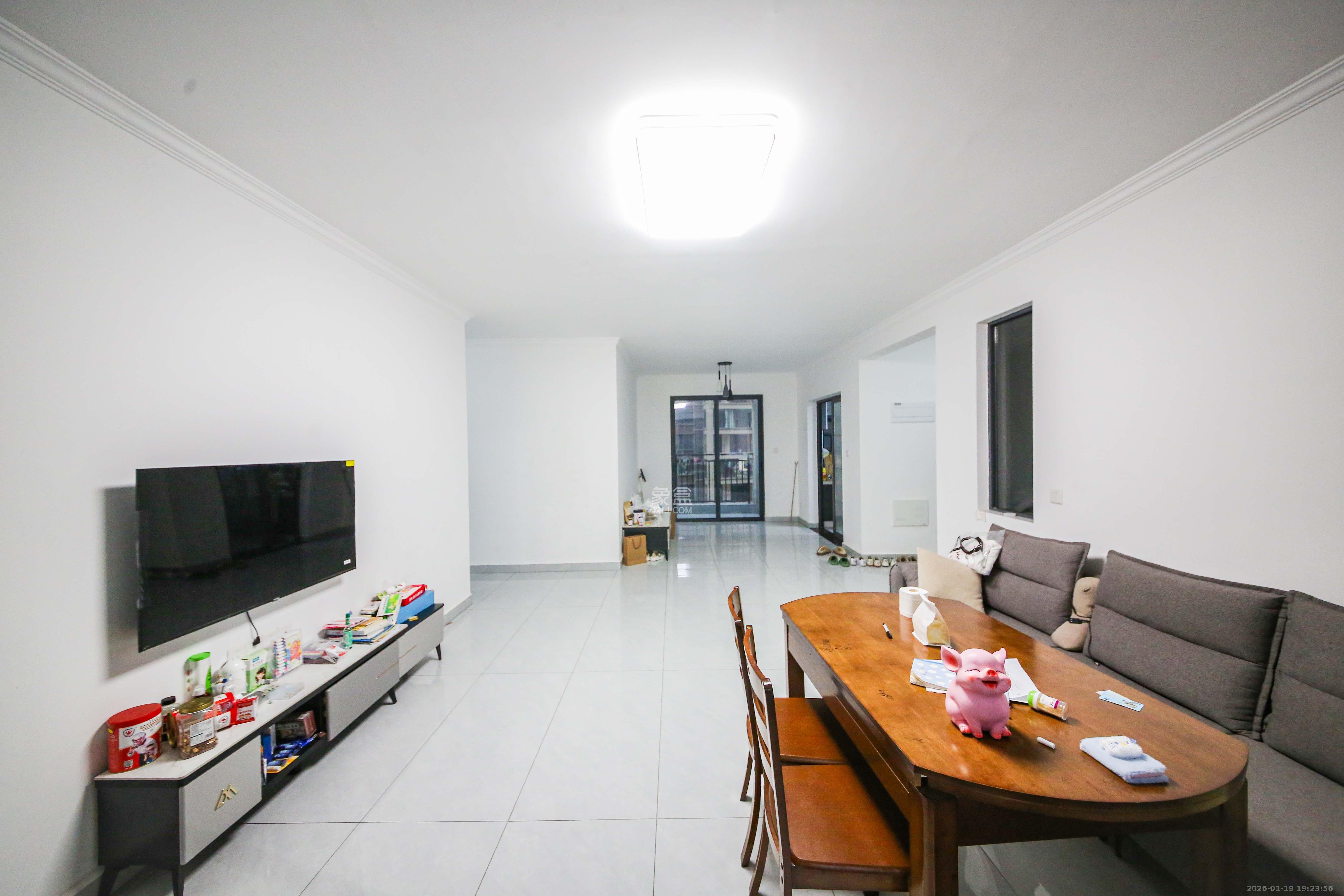 中建钰和城D区  4室2厅2卫    185.0万