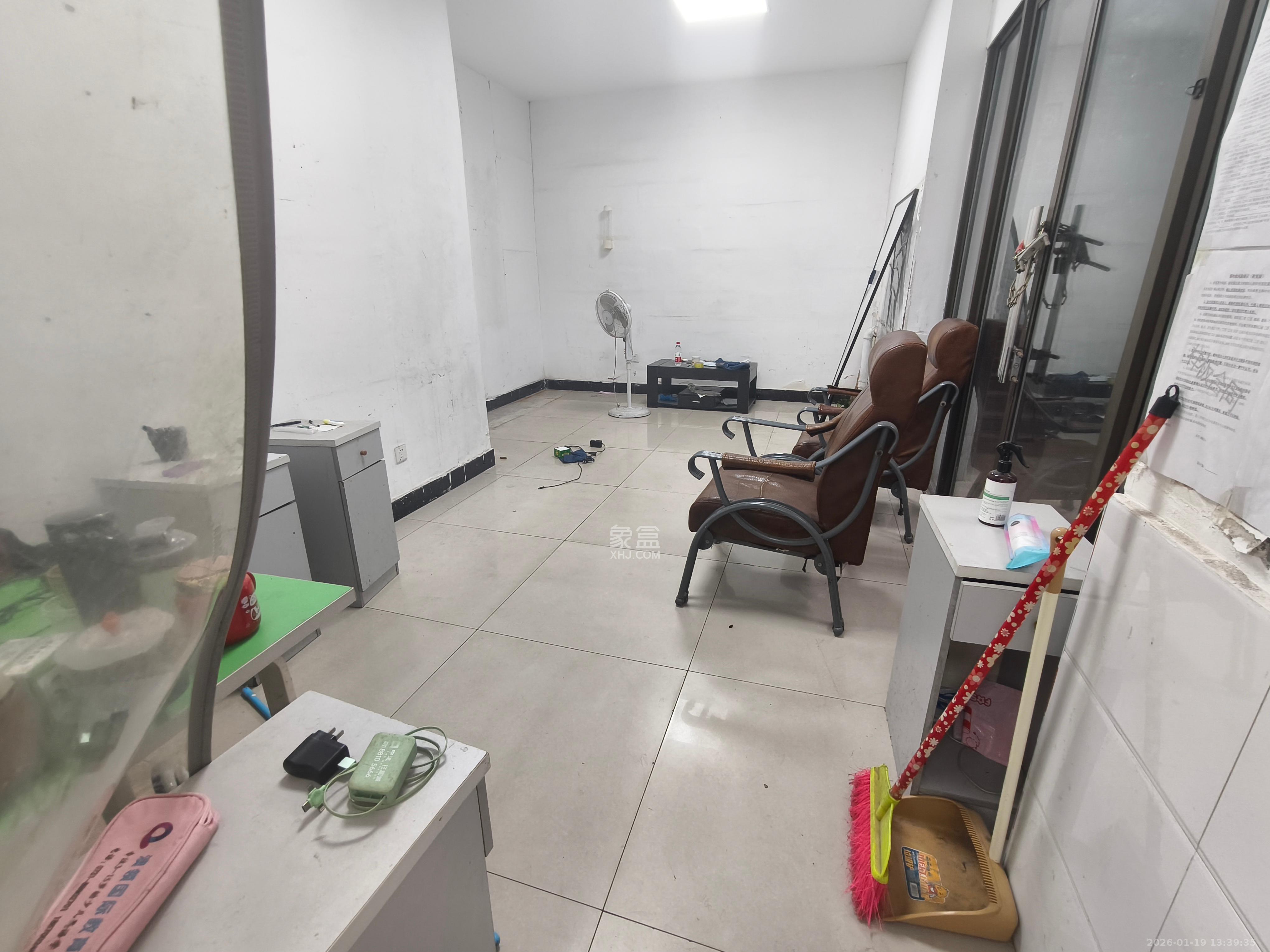 绿地公馆（绿地名邸）   40.0㎡      2200.0元/月室内图