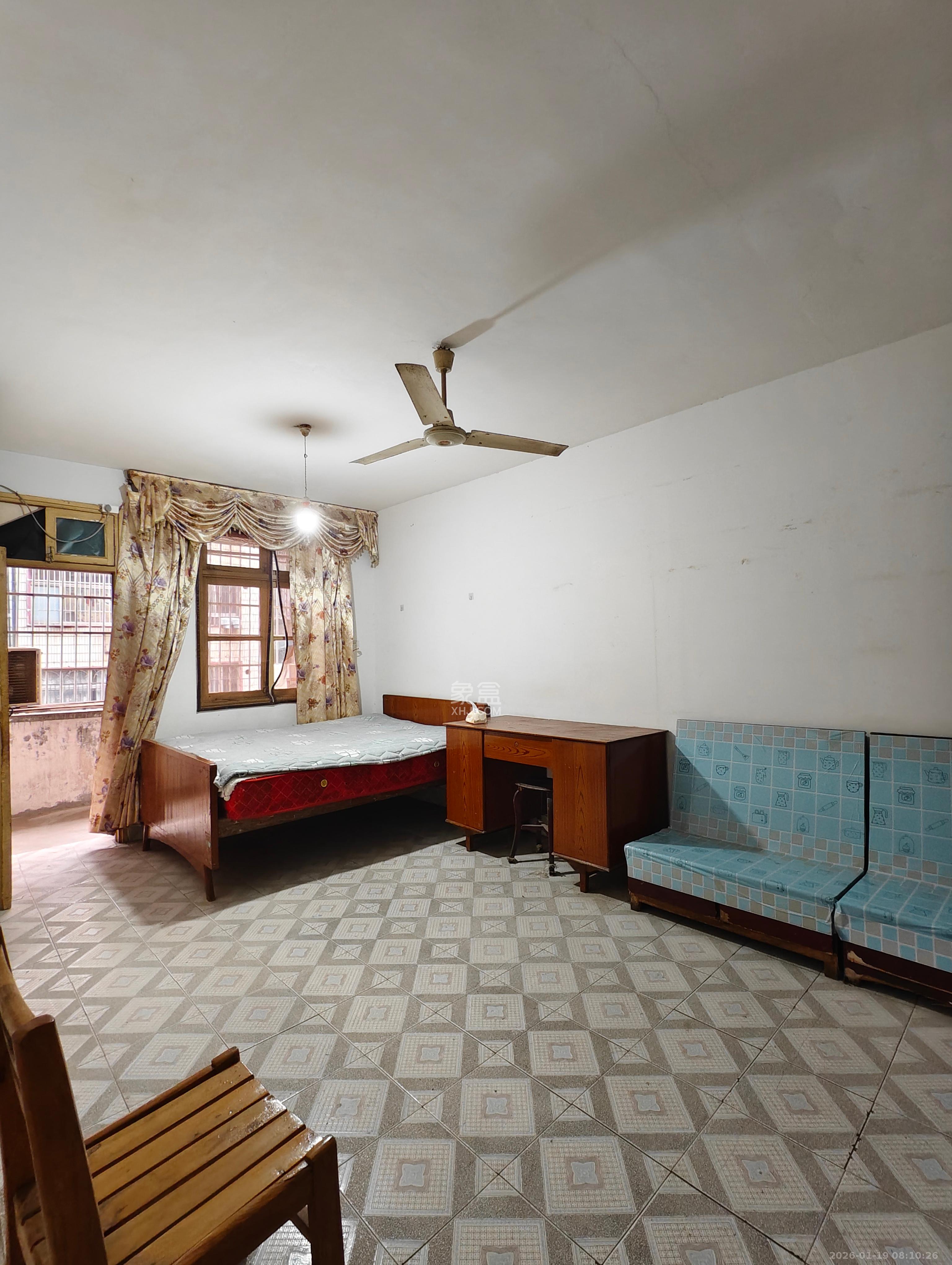 红花坡社区  2室2厅2卫    800.0元/月