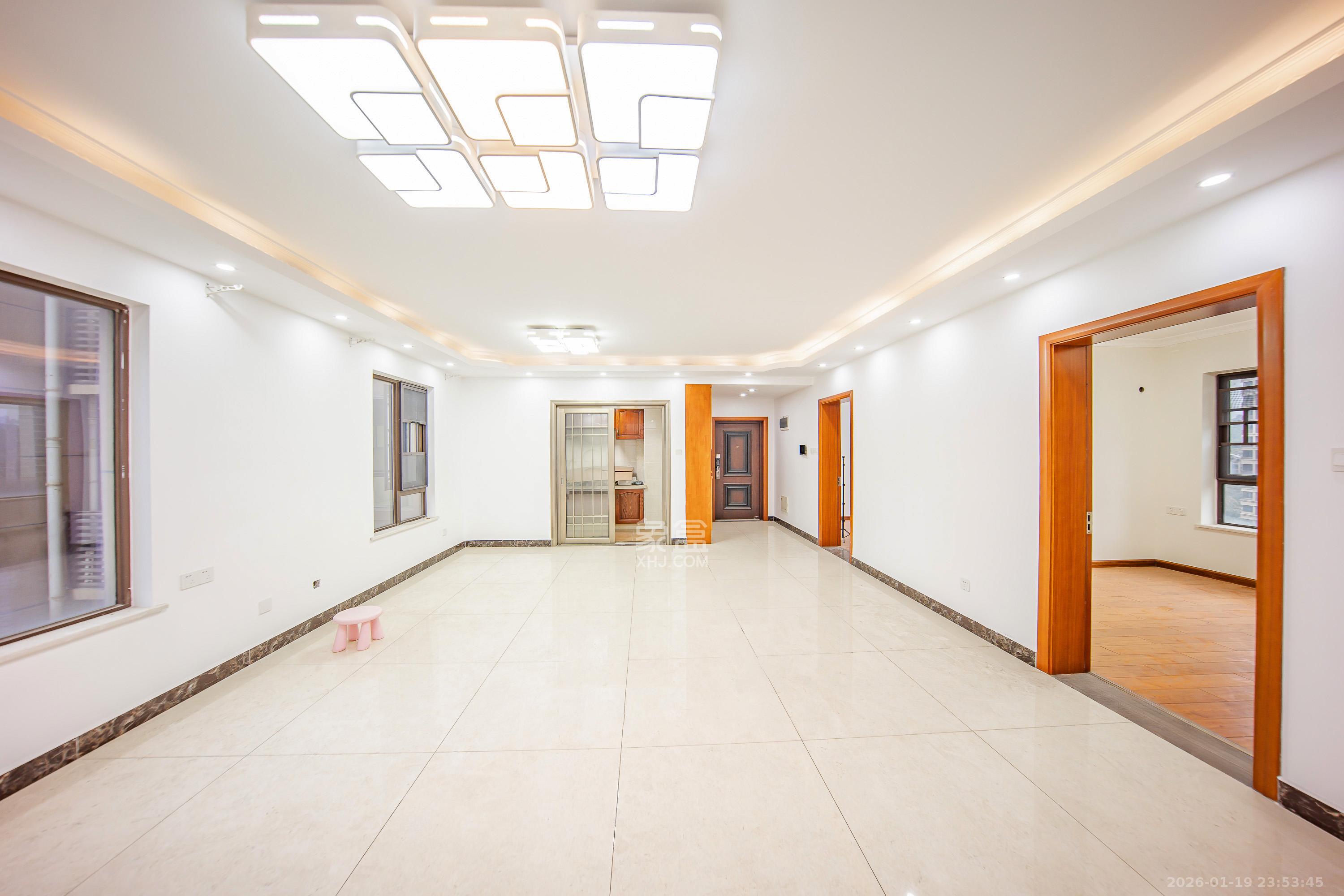 华润橡树湾  3室2厅2卫    78.0万