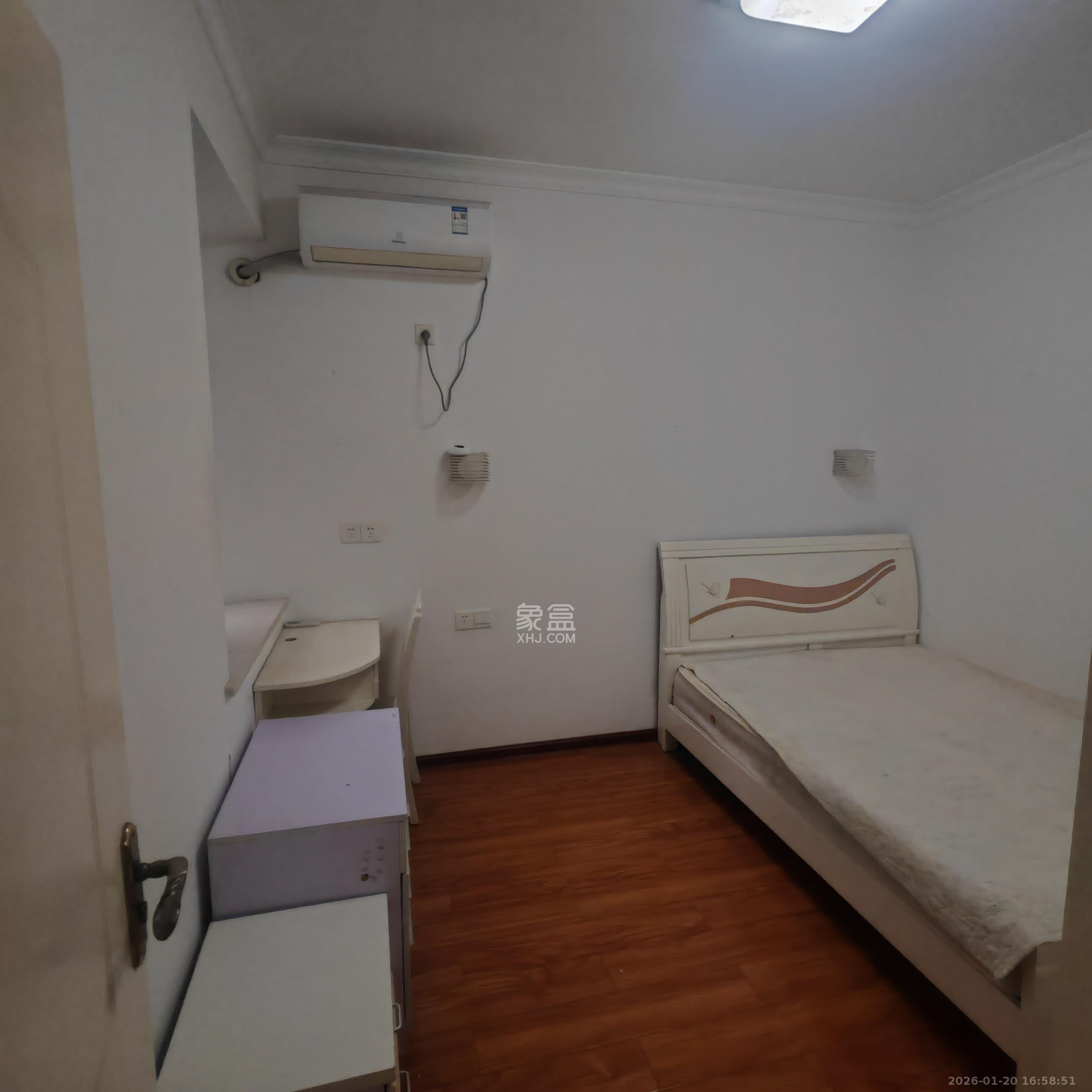 洋湖景园  2室1厅1卫    1900.0元/月