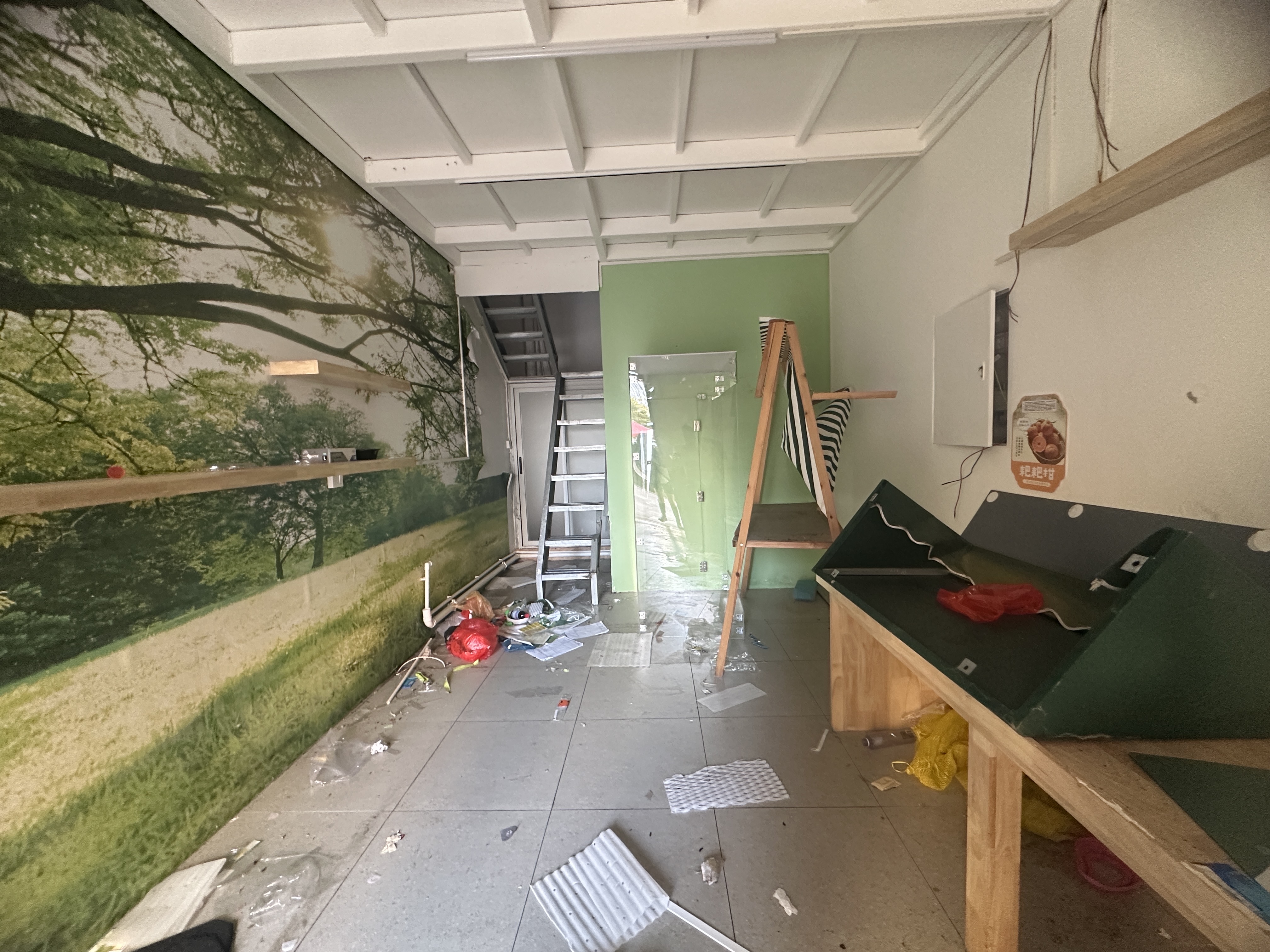 海航豪庭南苑   70.0㎡      17800.0元/月室内图