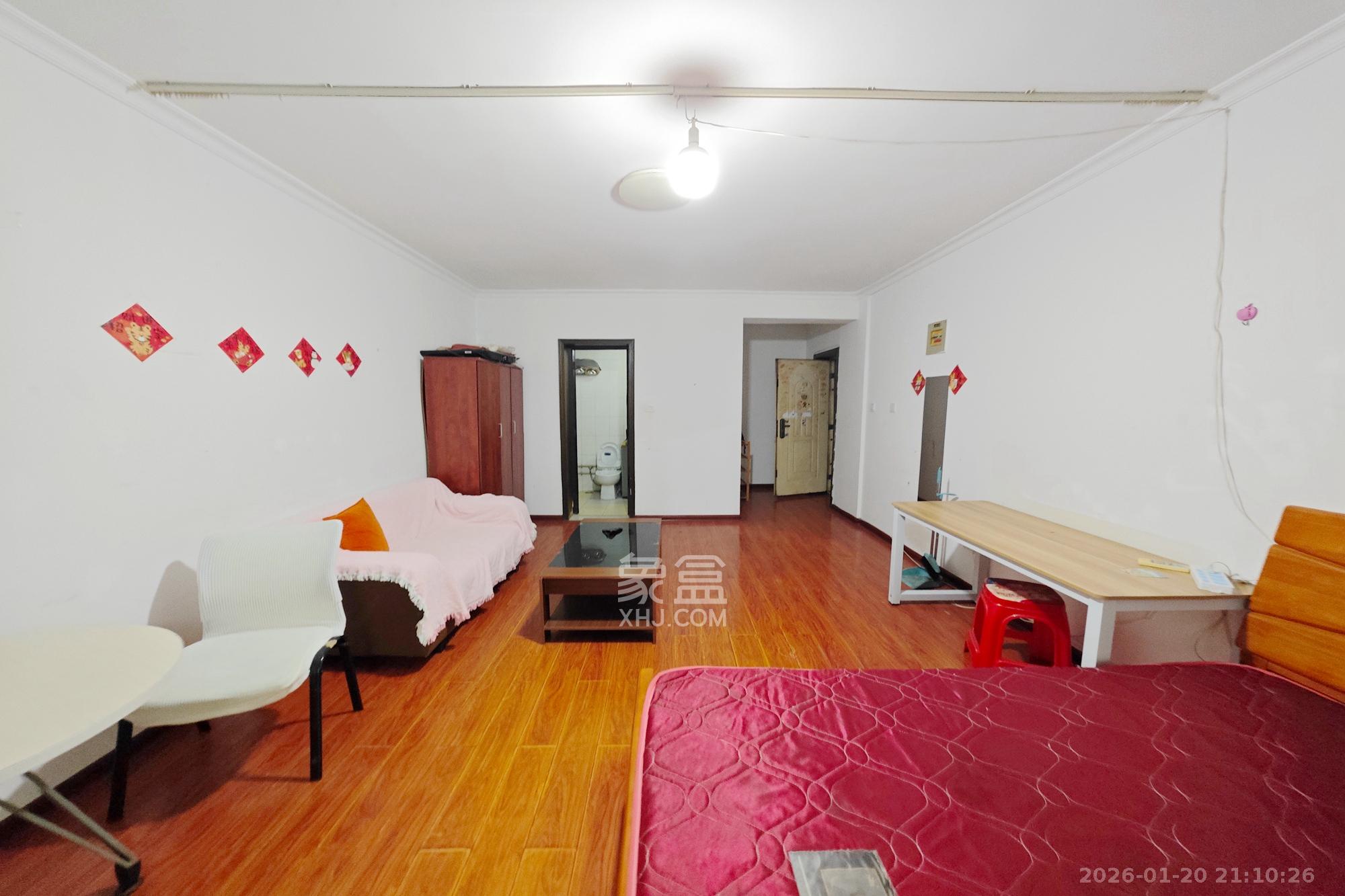 鸿景苑  1室1厅1卫    30.0万