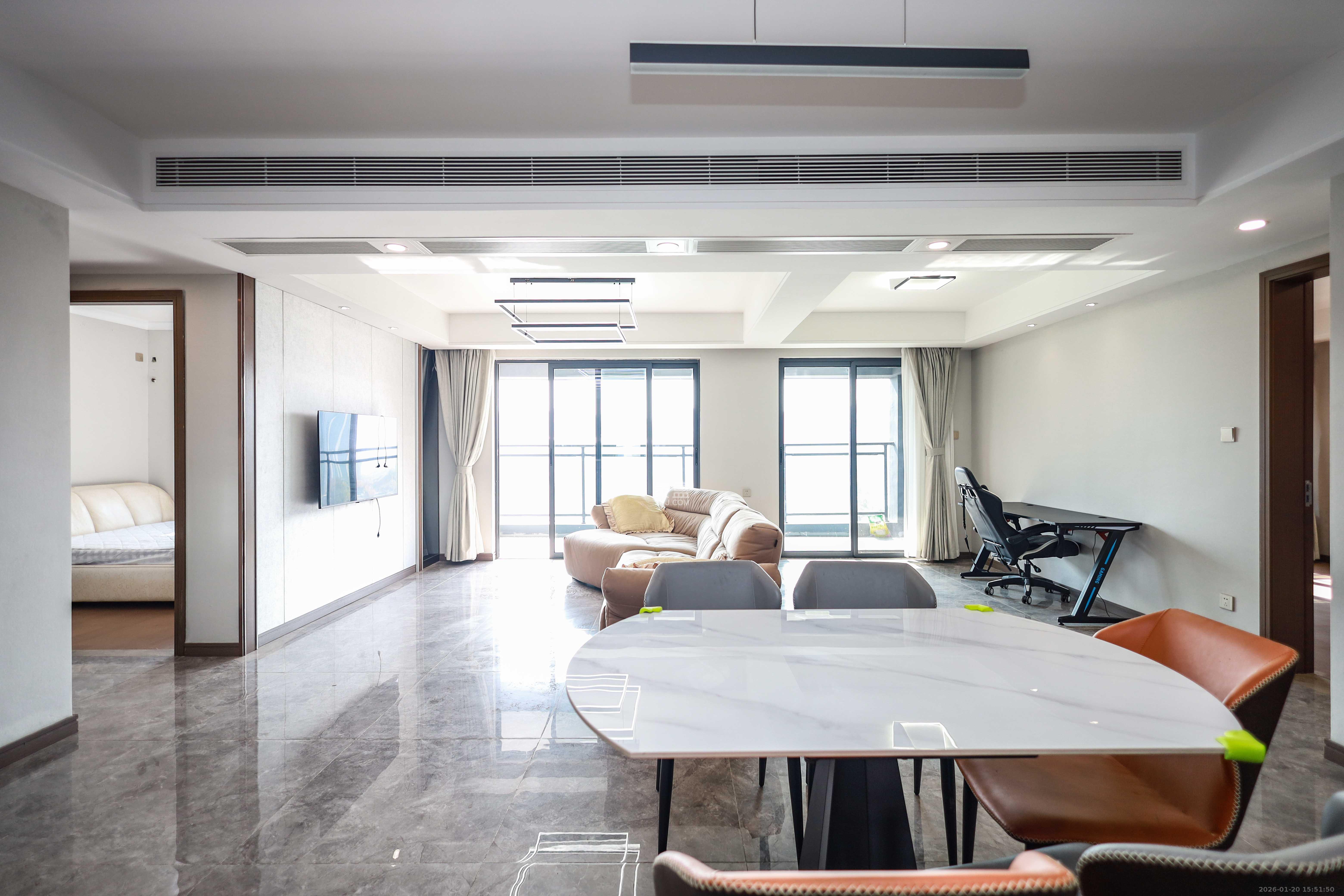 梦想麓隐天境  4室2厅2卫    160.0万