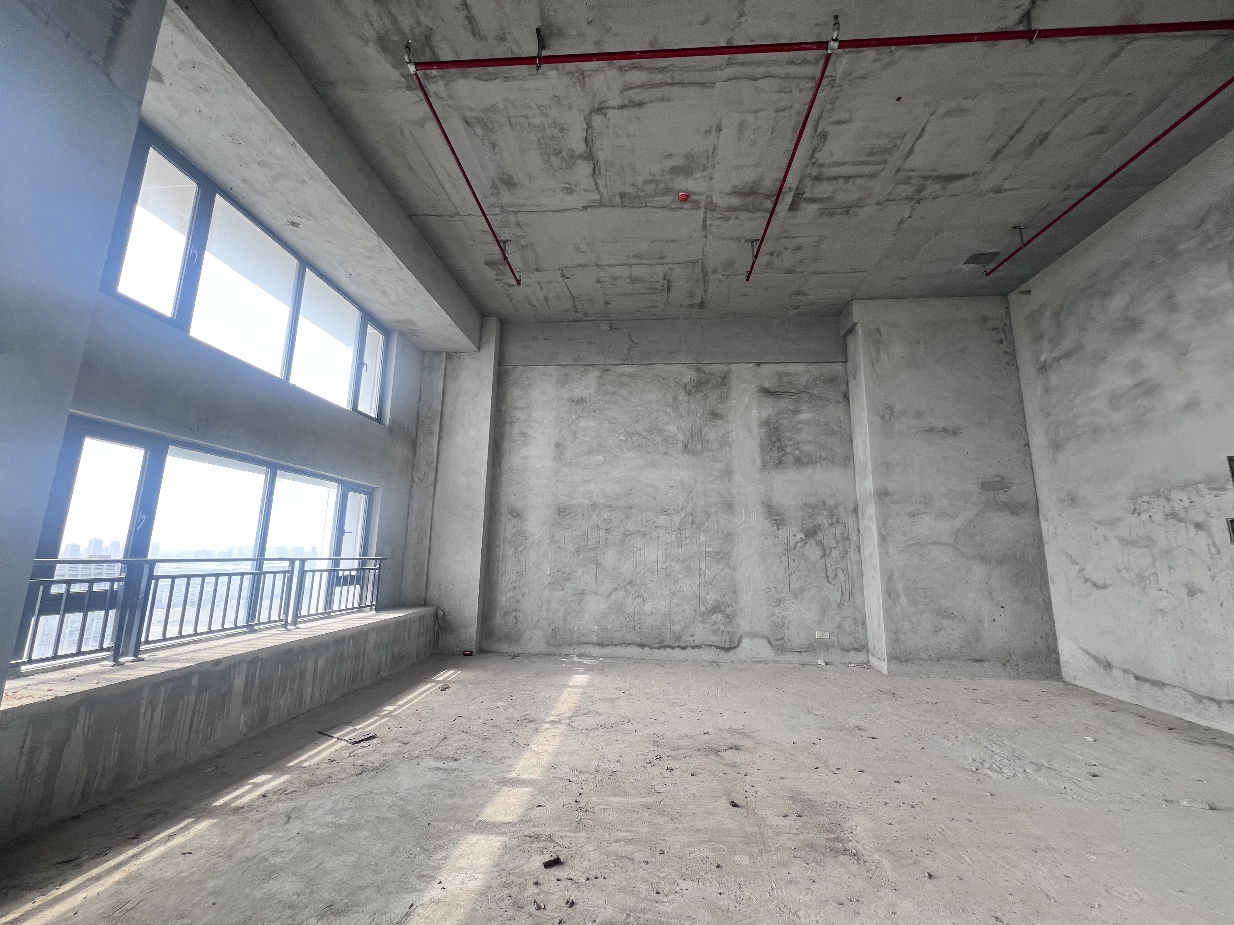 绿地领海广场   160.74㎡      9500.0元/月室内图