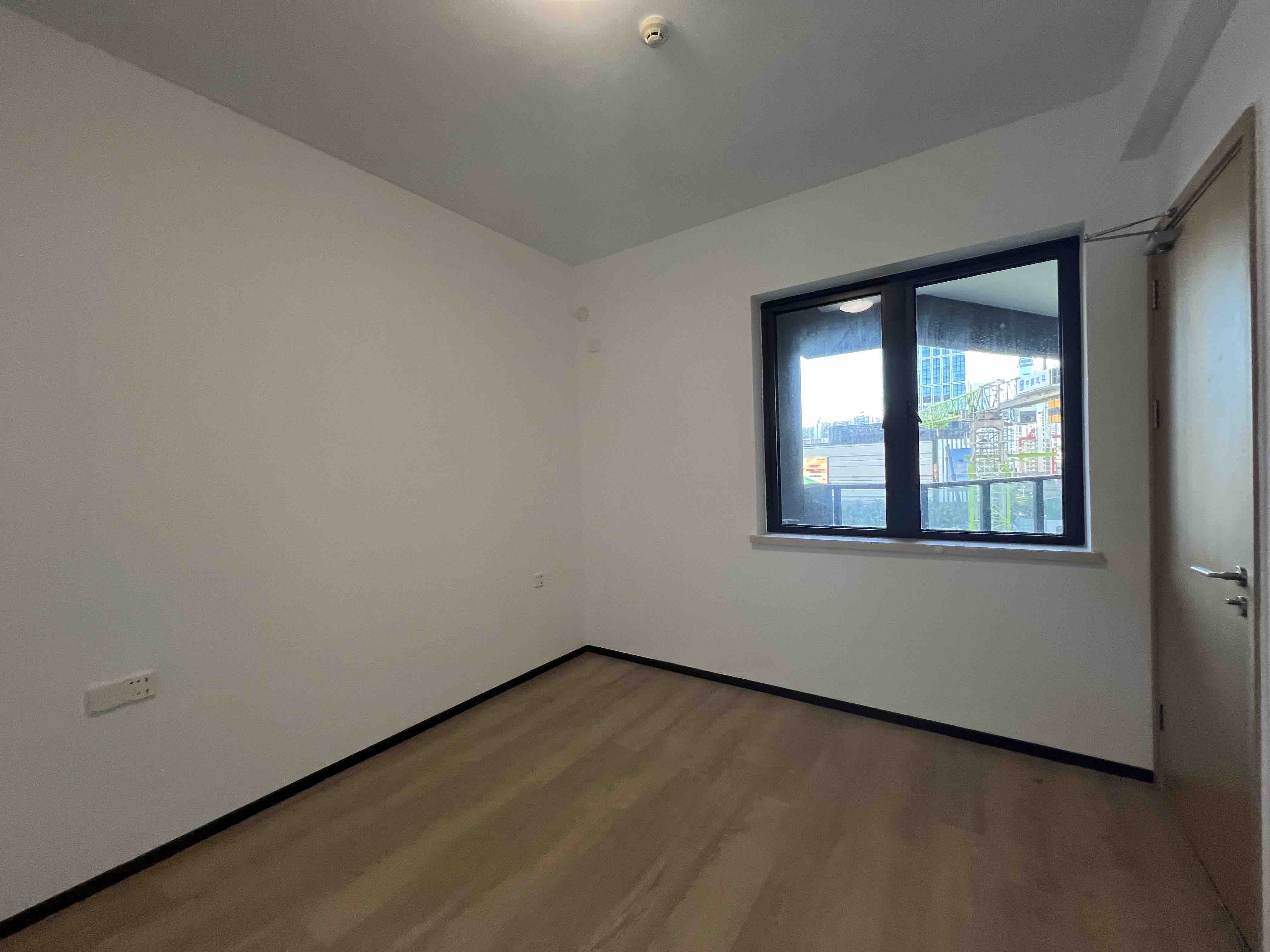 华润中心二期东悦府  2室2厅1卫    3500.0元/月