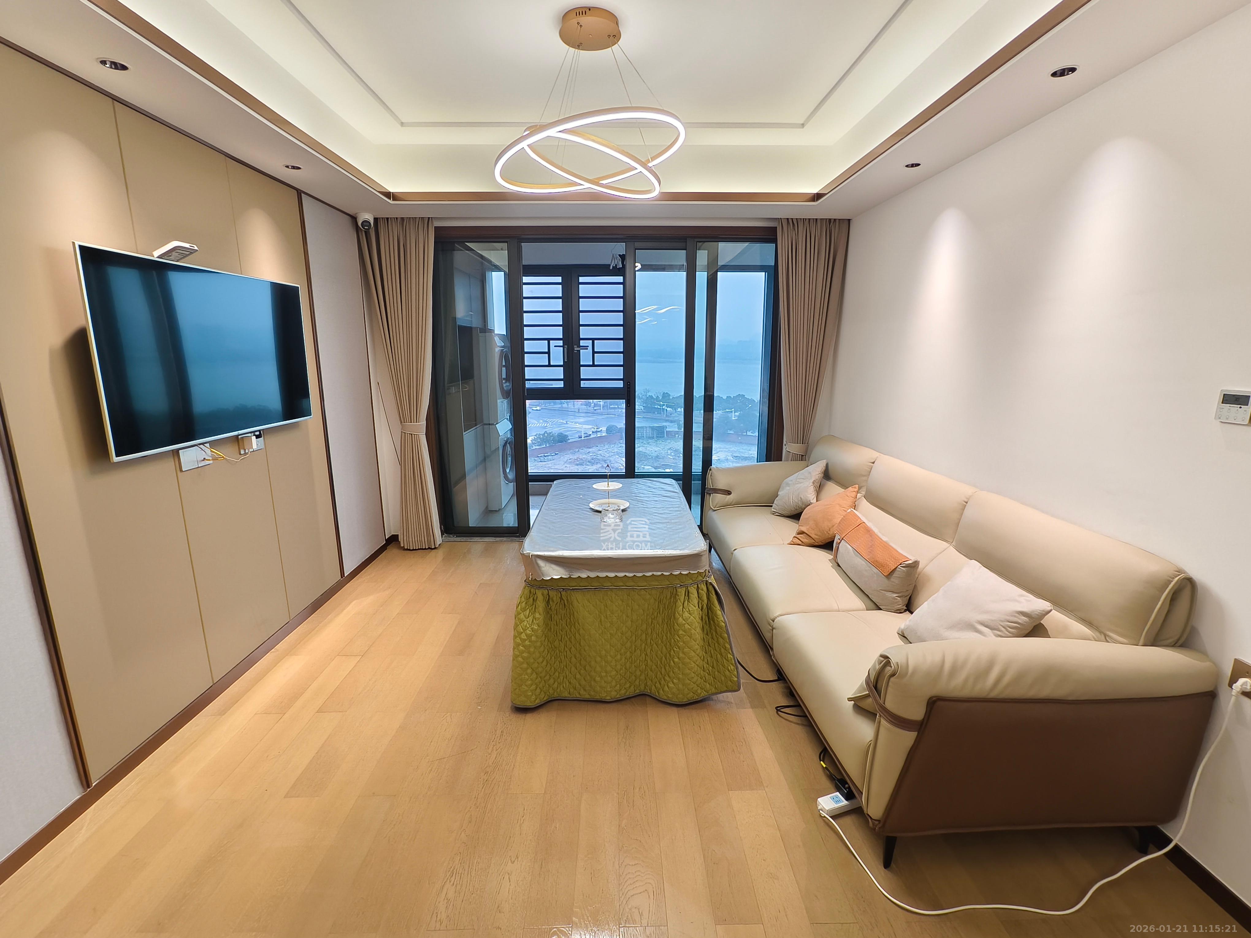 长沙万境潇湘  3室2厅2卫    2800.0元/月