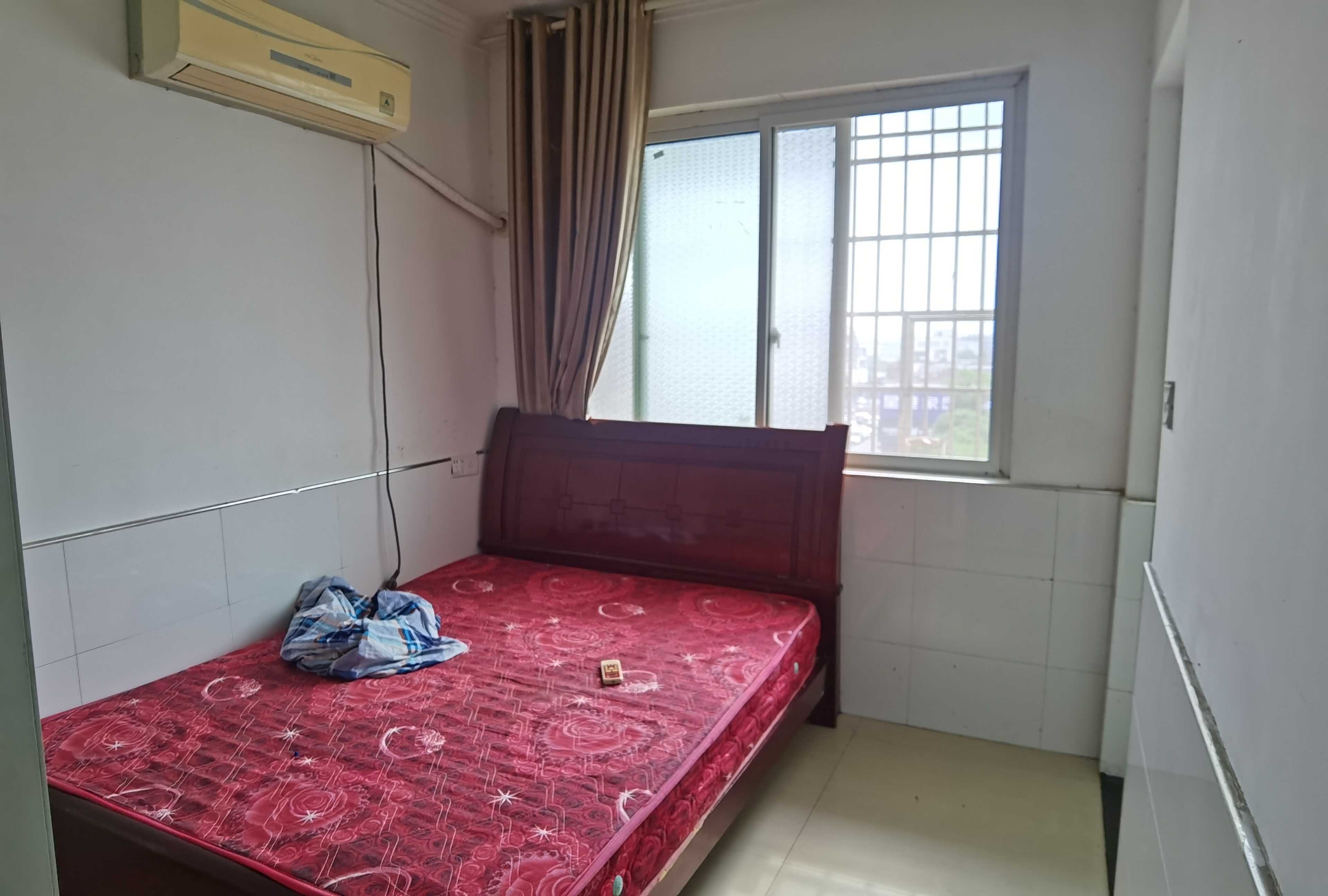 万城国际  1室1厅1卫    20.0万