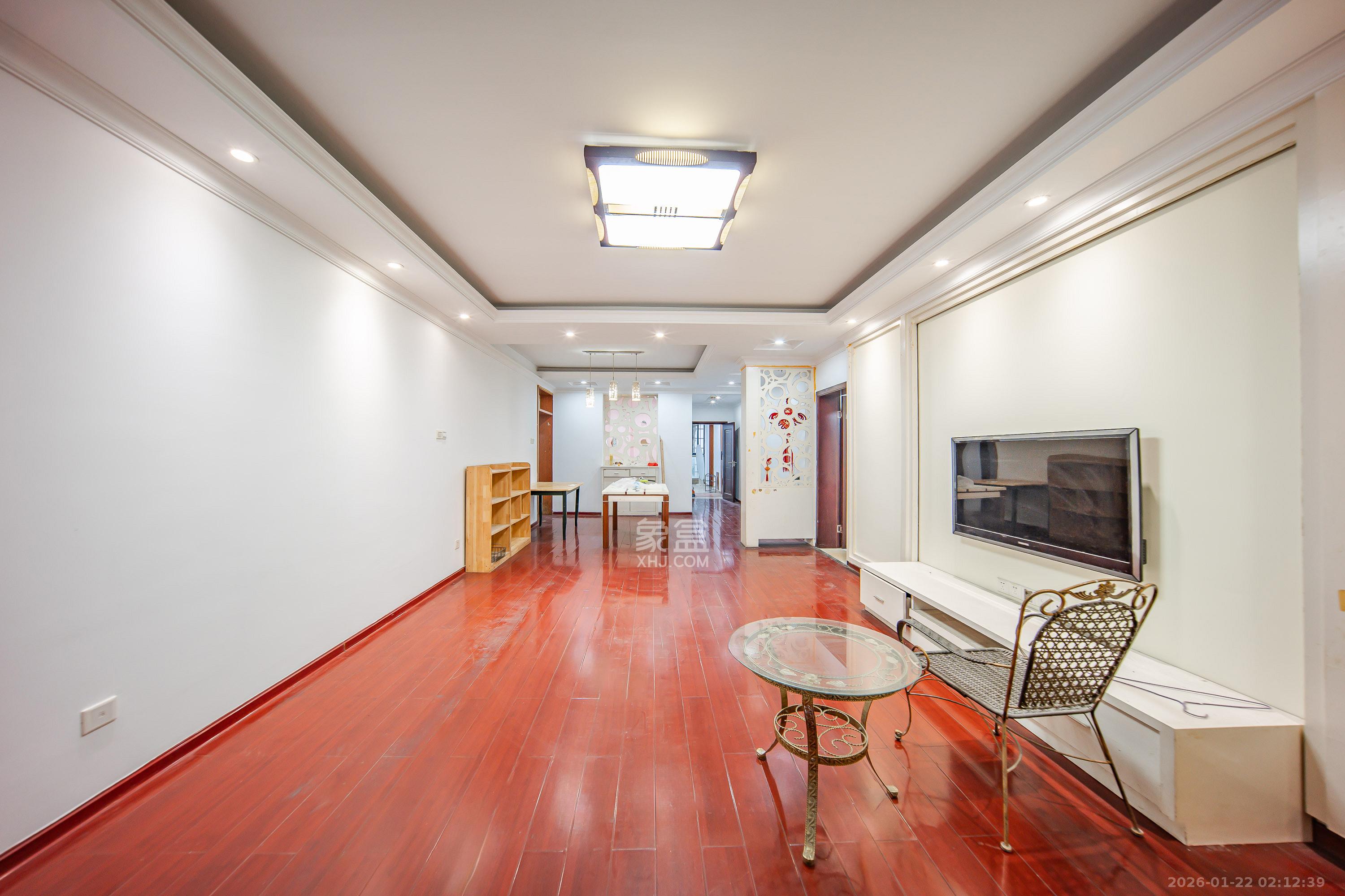 阳光100二期  3室2厅2卫    108.0万