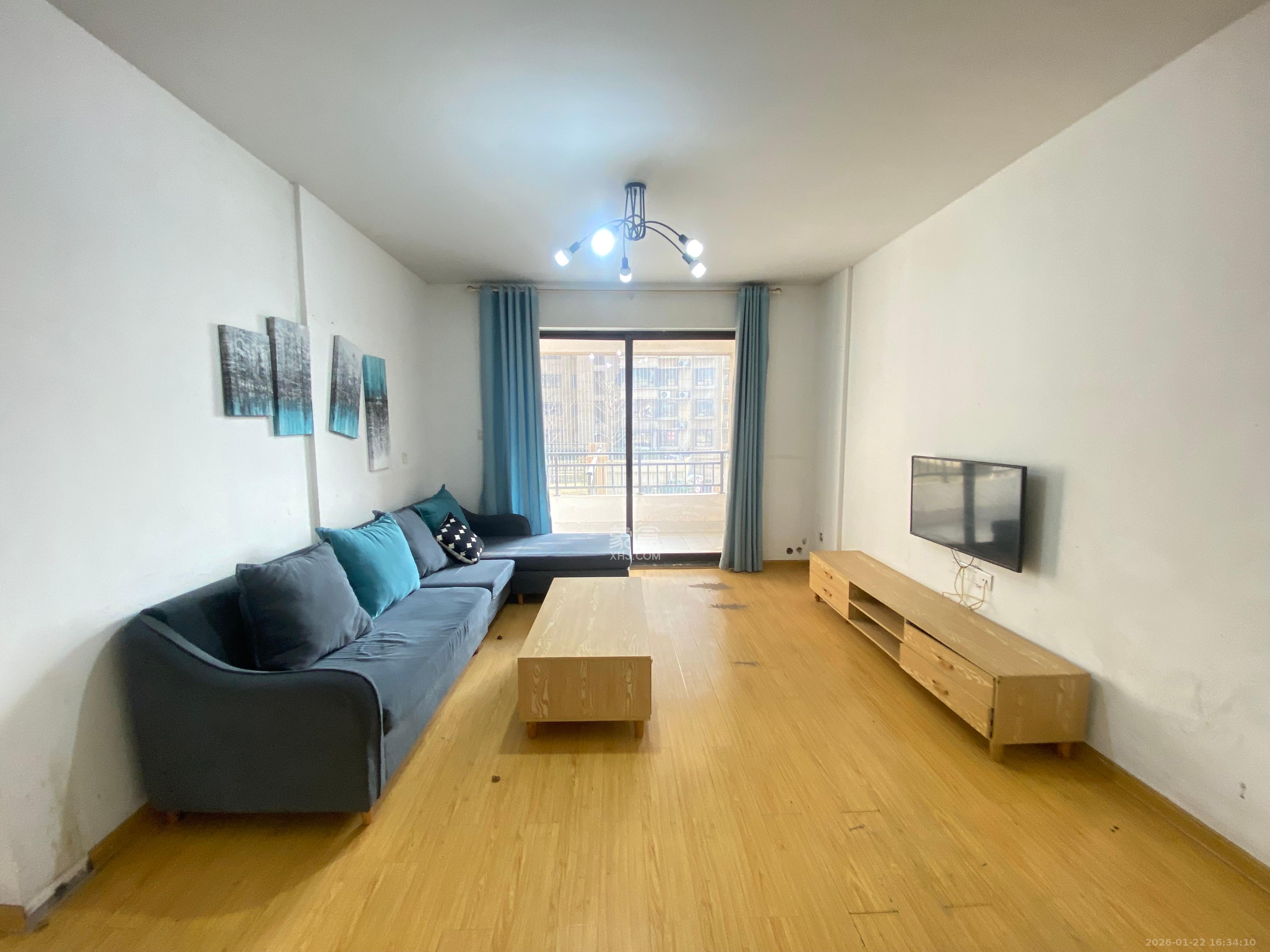 山语城三期  3室2厅2卫    2000.0元/月