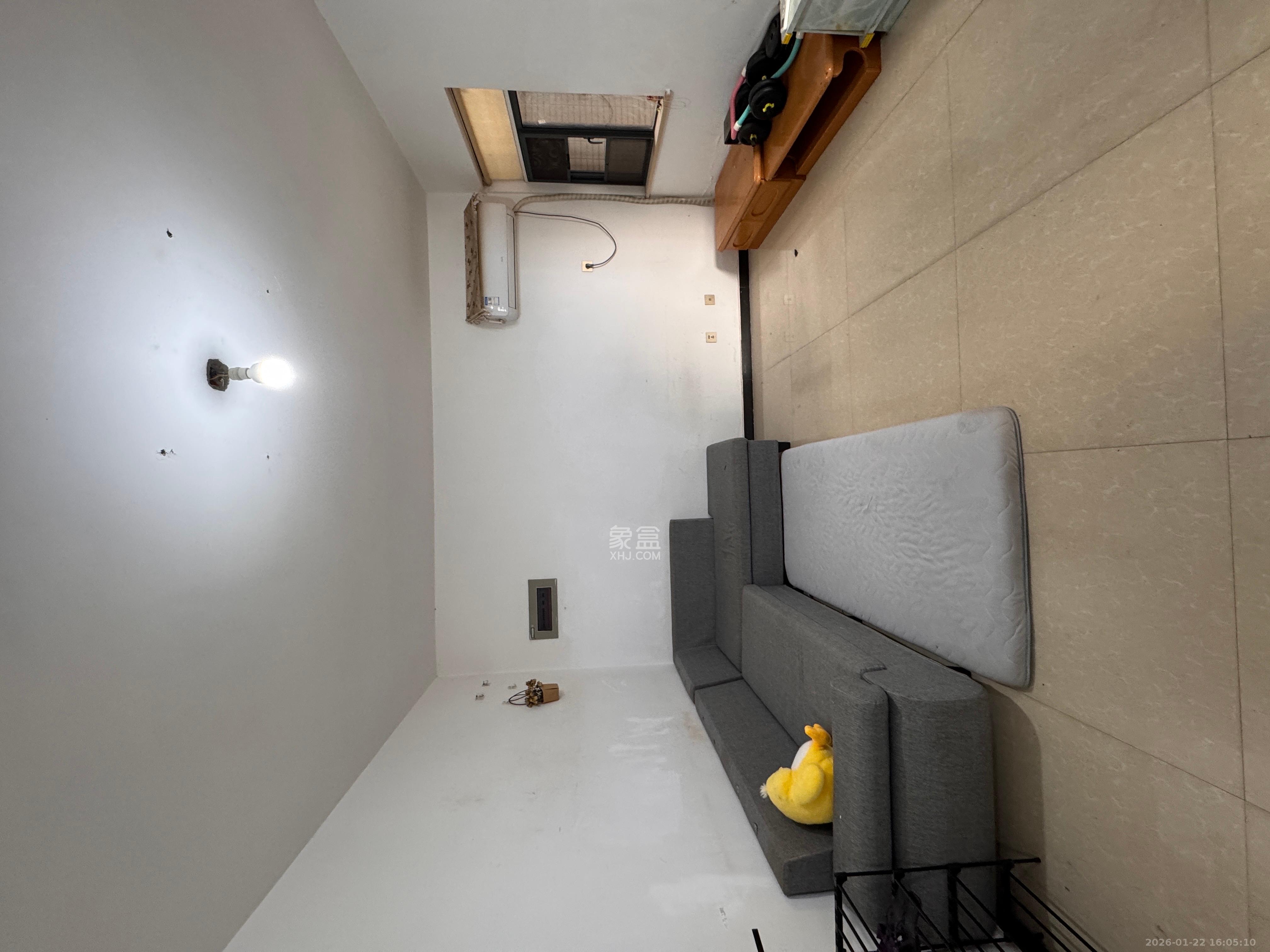 茶山馨苑  1室2厅1卫    2200.0元/月