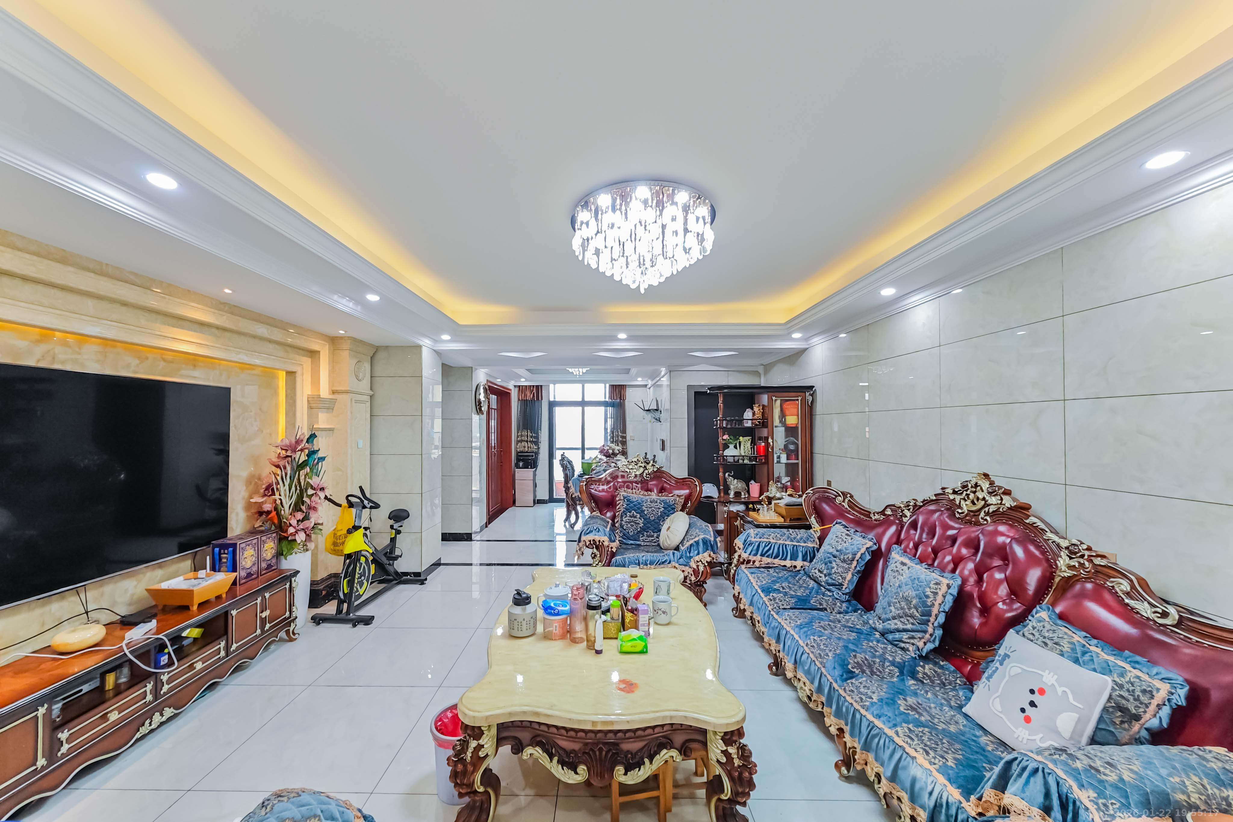 绿城桂花城  5室2厅3卫    226.0万