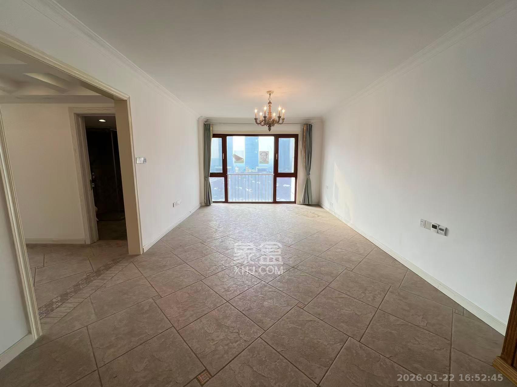 铂宫  3室2厅1卫    4000.0元/月