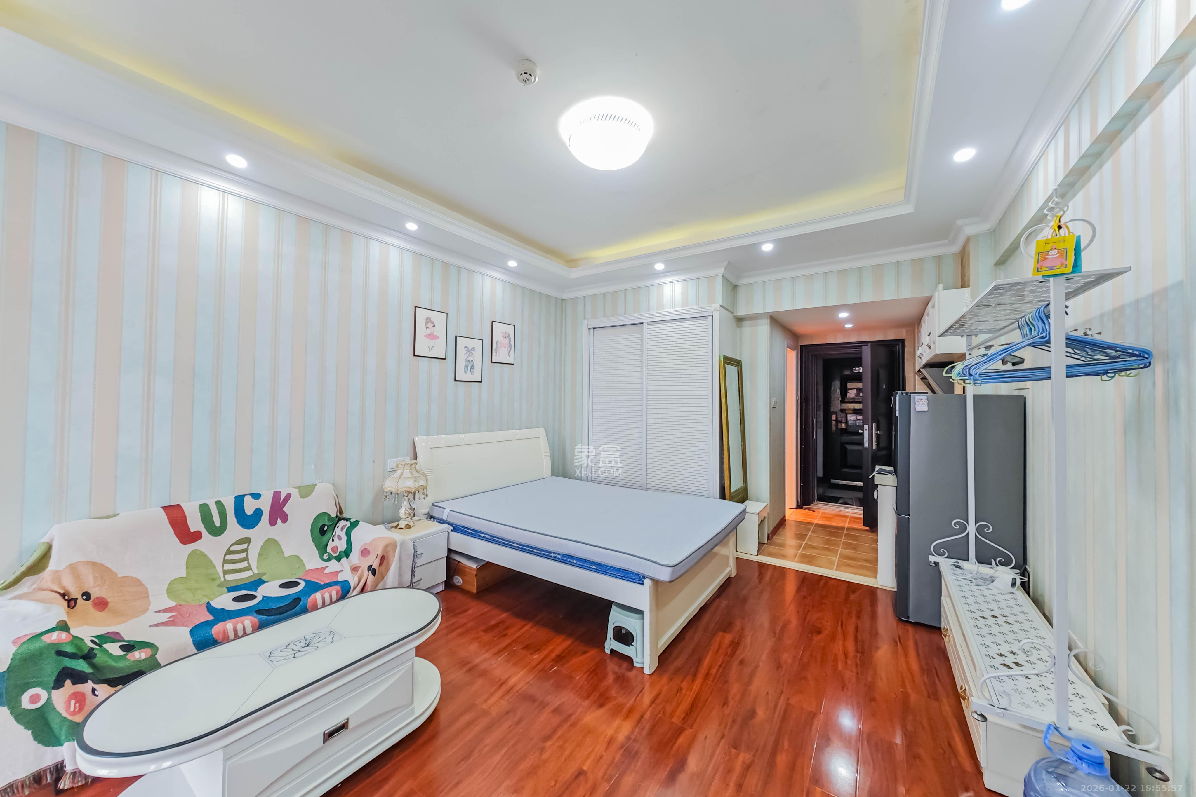 英郡年华  1室1厅1卫    25.0万