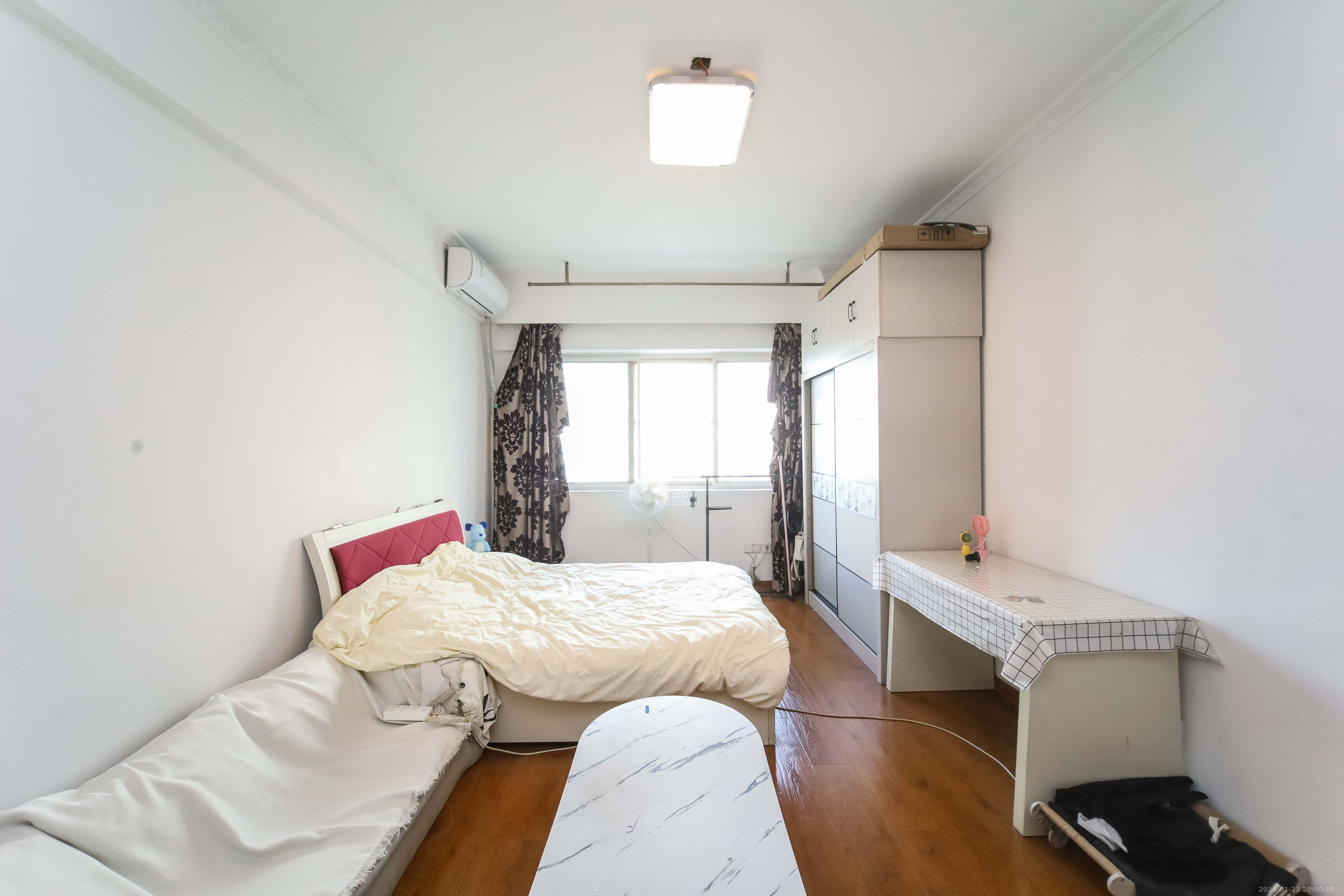 长远华樟名府  1室1厅1卫    22.0万