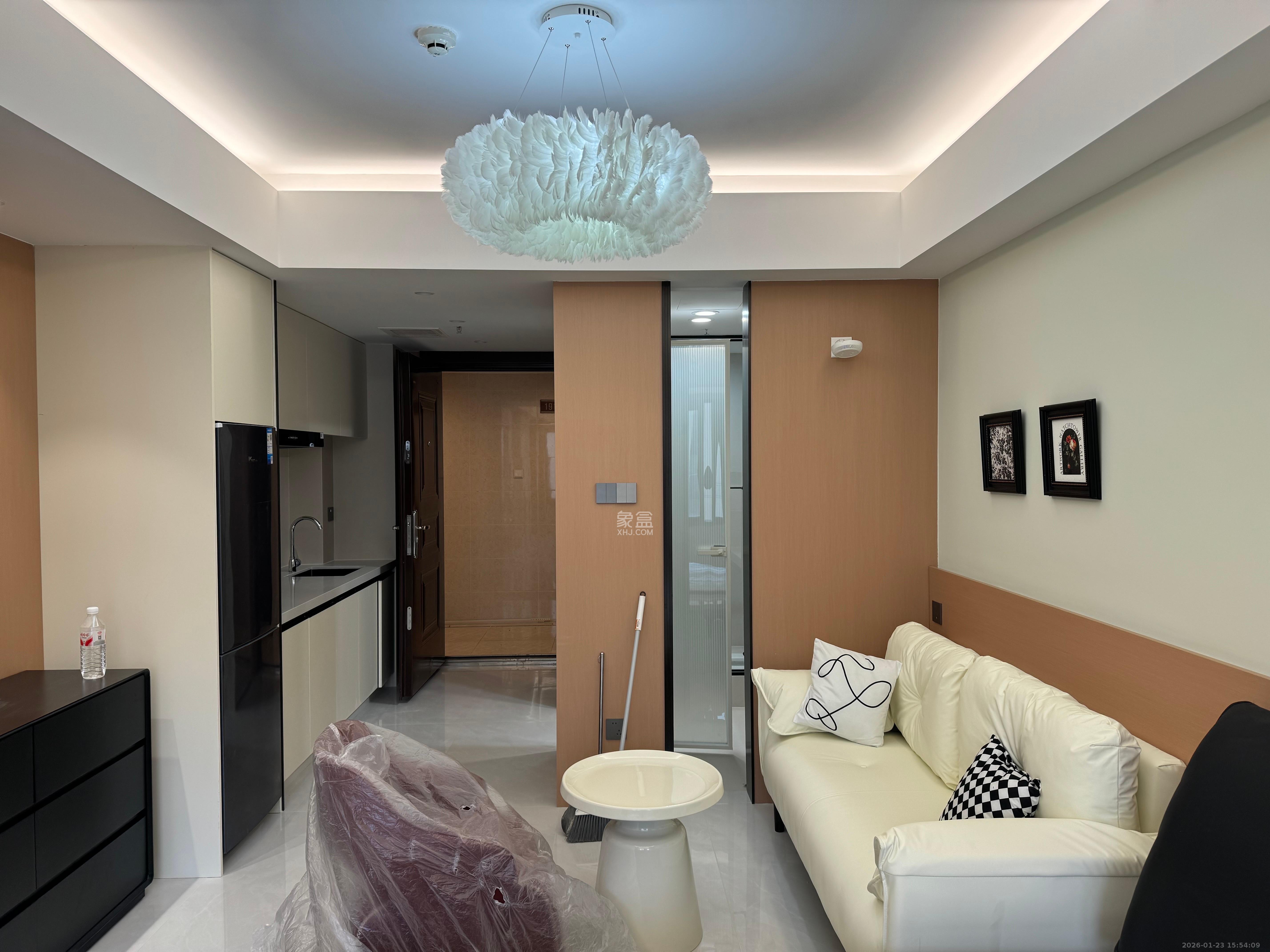 中海珑悦府  1室0厅0卫    1500.0元/月