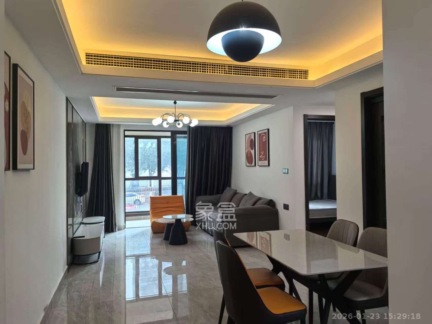 长沙美的麓府  4室2厅2卫    2800.0元/月