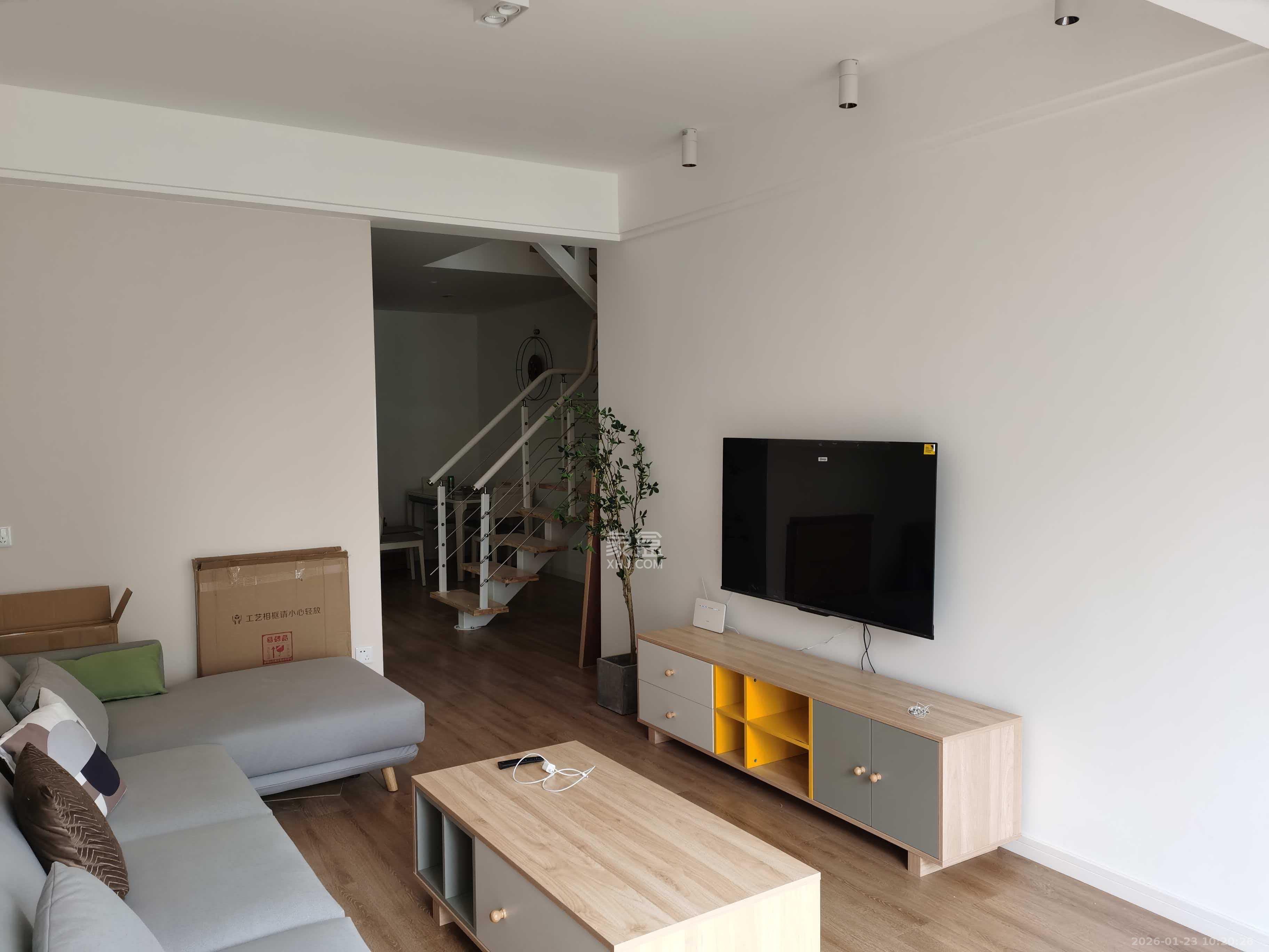 明昇壹城（明昇时代广场）二期  3室2厅2卫    3400.0元/月