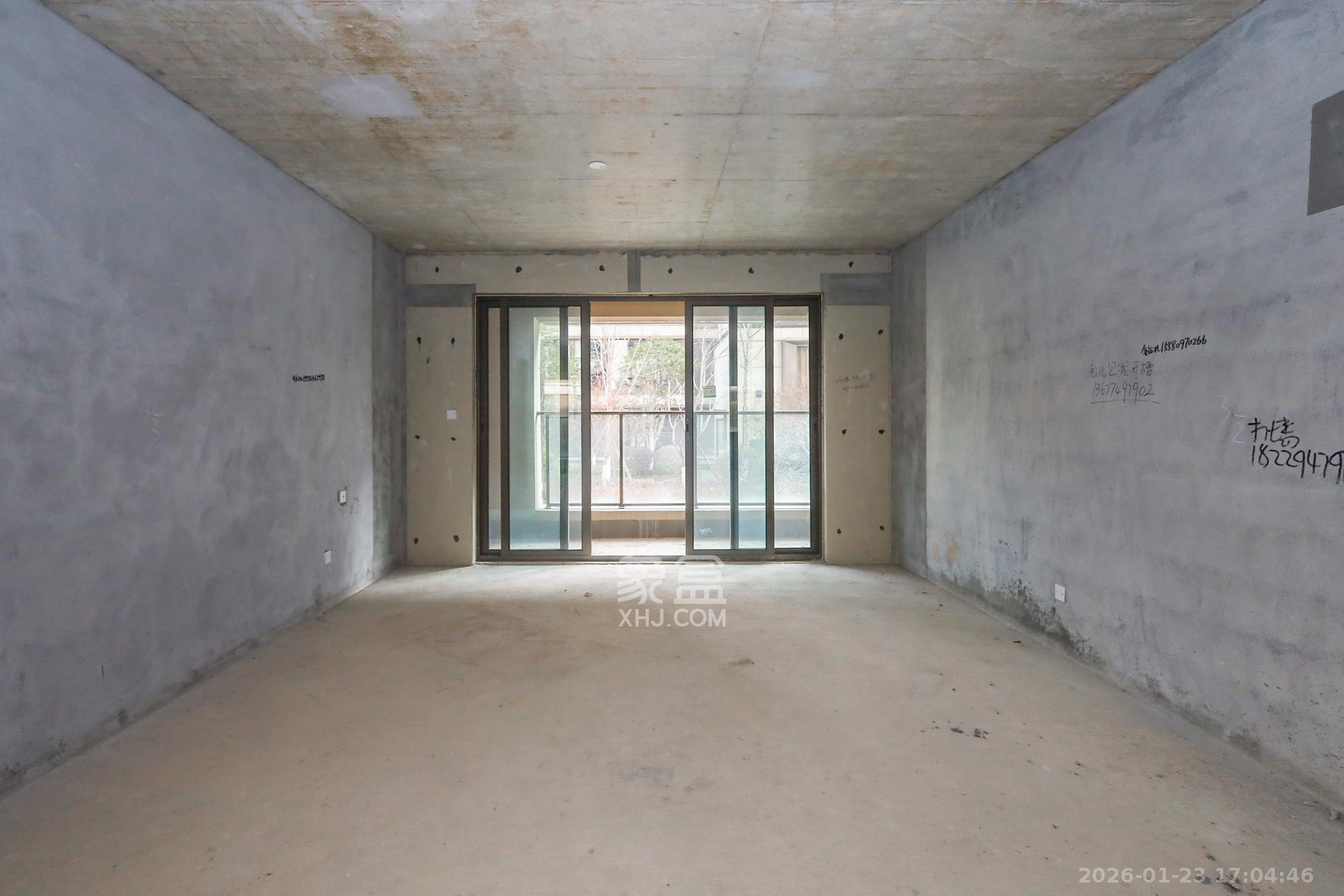 正荣滨江紫阙台  5室2厅3卫    290.0万