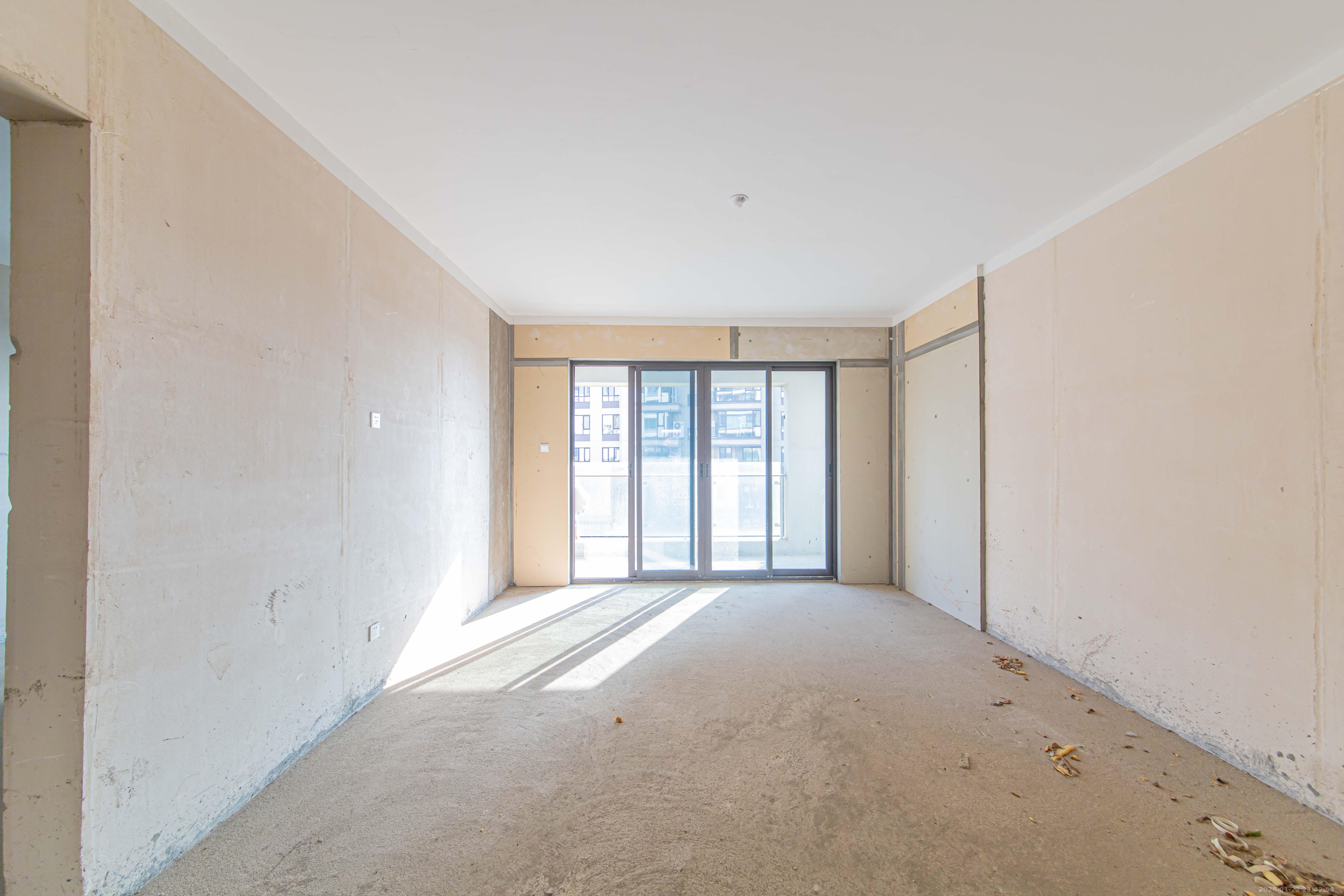 北辰中央公园辰玺洋房区  4室2厅2卫    210.0万