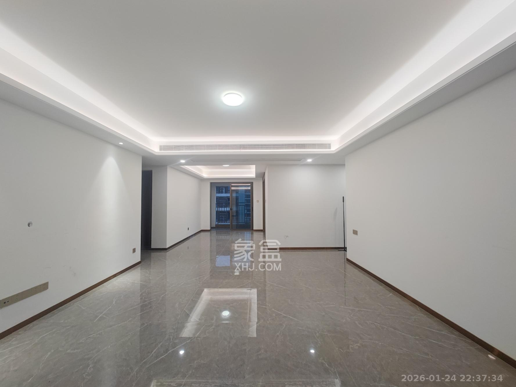 弘阳阳光城天宸府  4室2厅2卫    170.0万