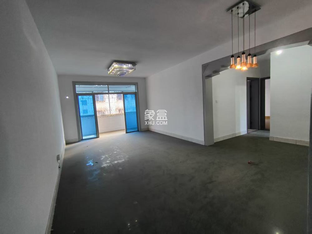 泰华二村  3室2厅2卫    25.0万