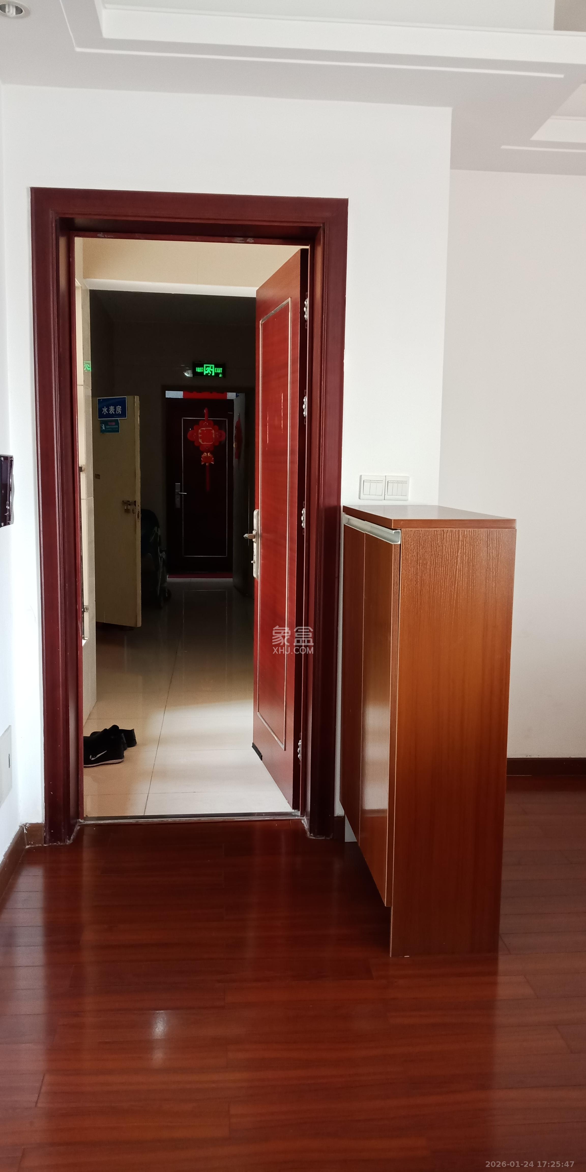 碧桂园威尼斯城  4室2厅2卫    2350.0元/月