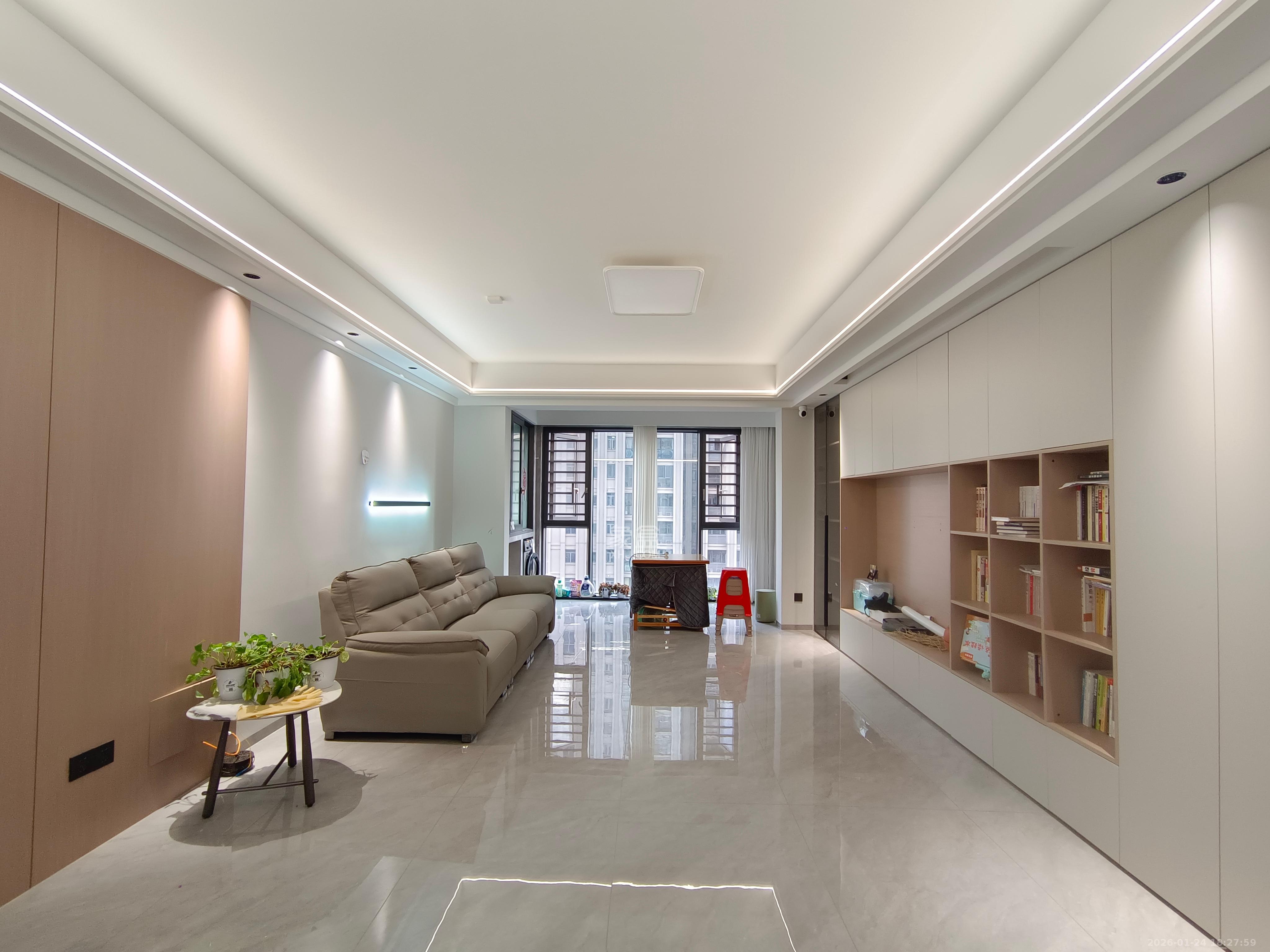 八方小区B区  3室2厅2卫    7000.0元/月