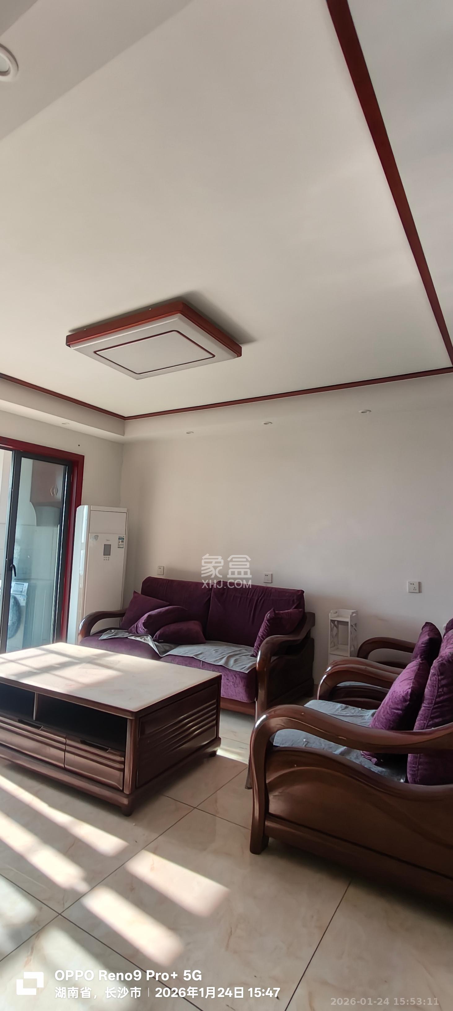 九峰远见  2室2厅1卫    2600.0元/月