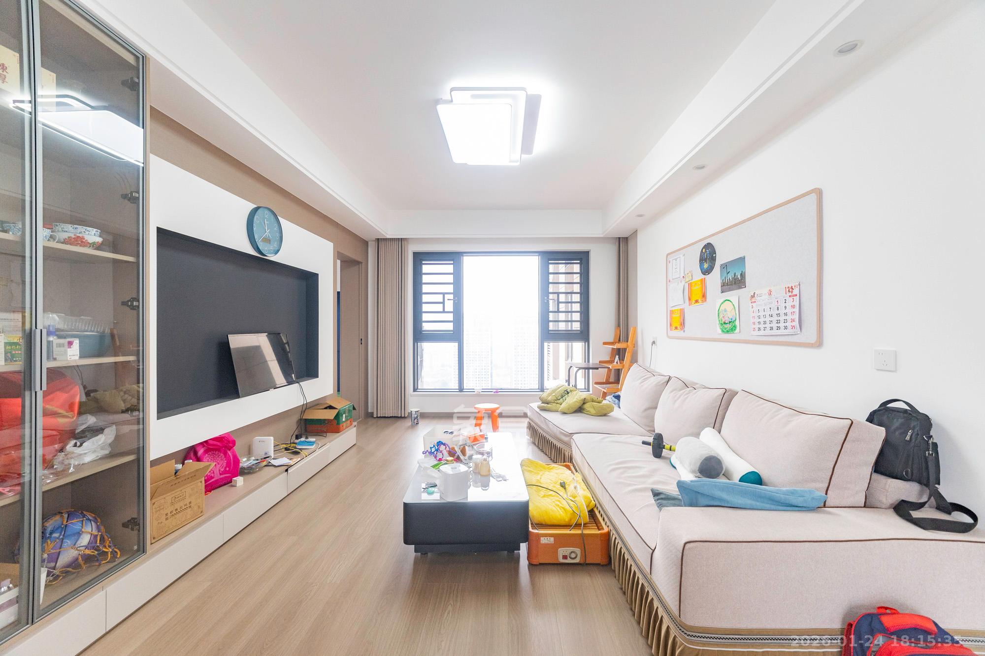 星湖湾一期高层  4室2厅1卫    129.98万