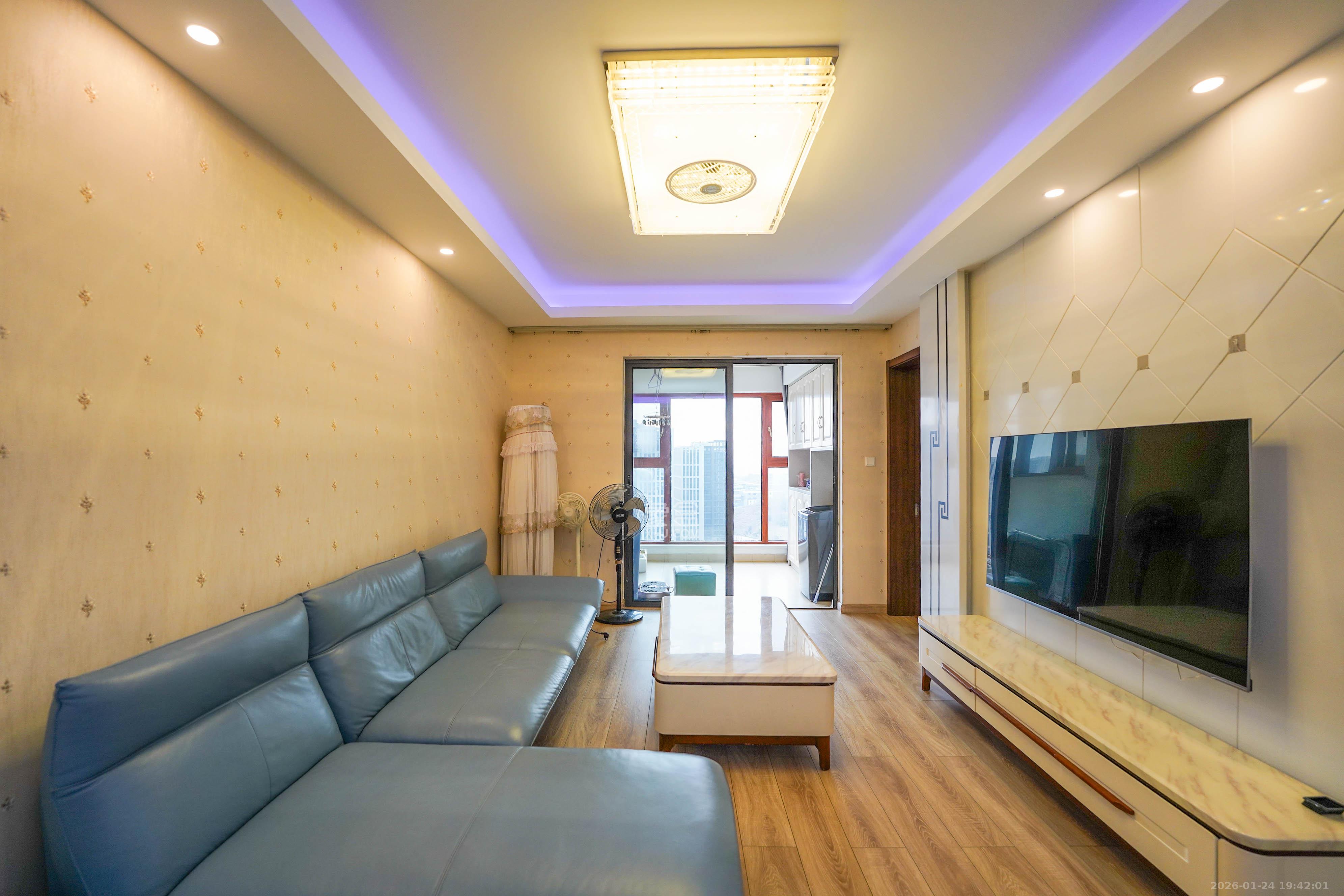 汇金城/嘉华城三期  3室2厅2卫    130.0万