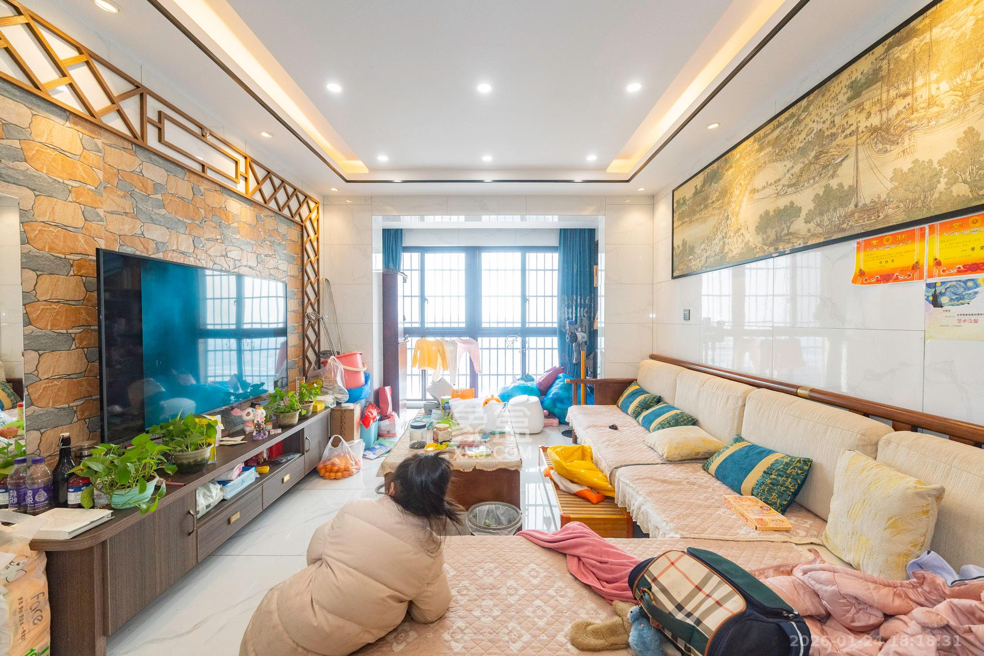 东方美地  3室2厅1卫    77.0万