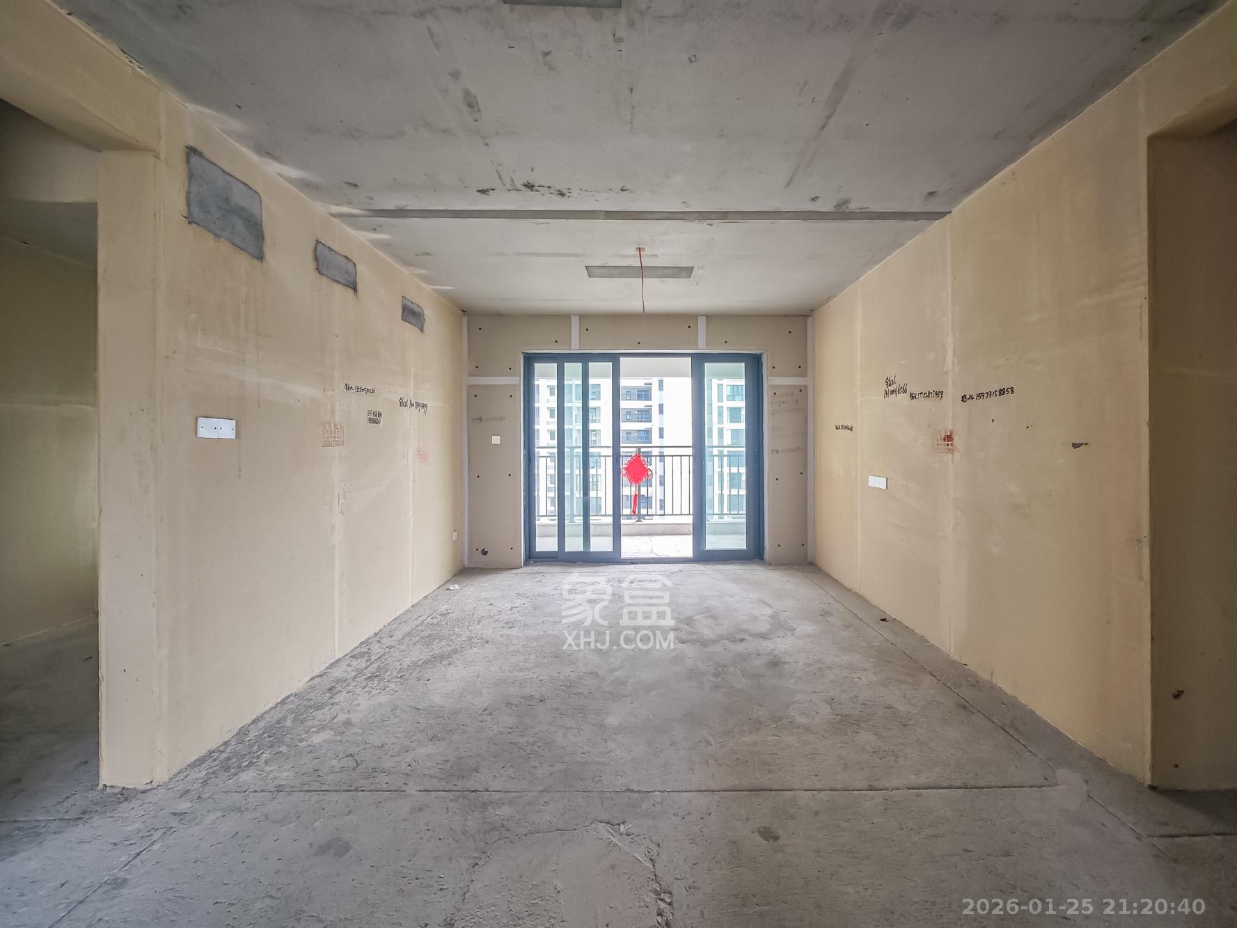 长沙北中心保利时代C区  4室1厅2卫    110.0万