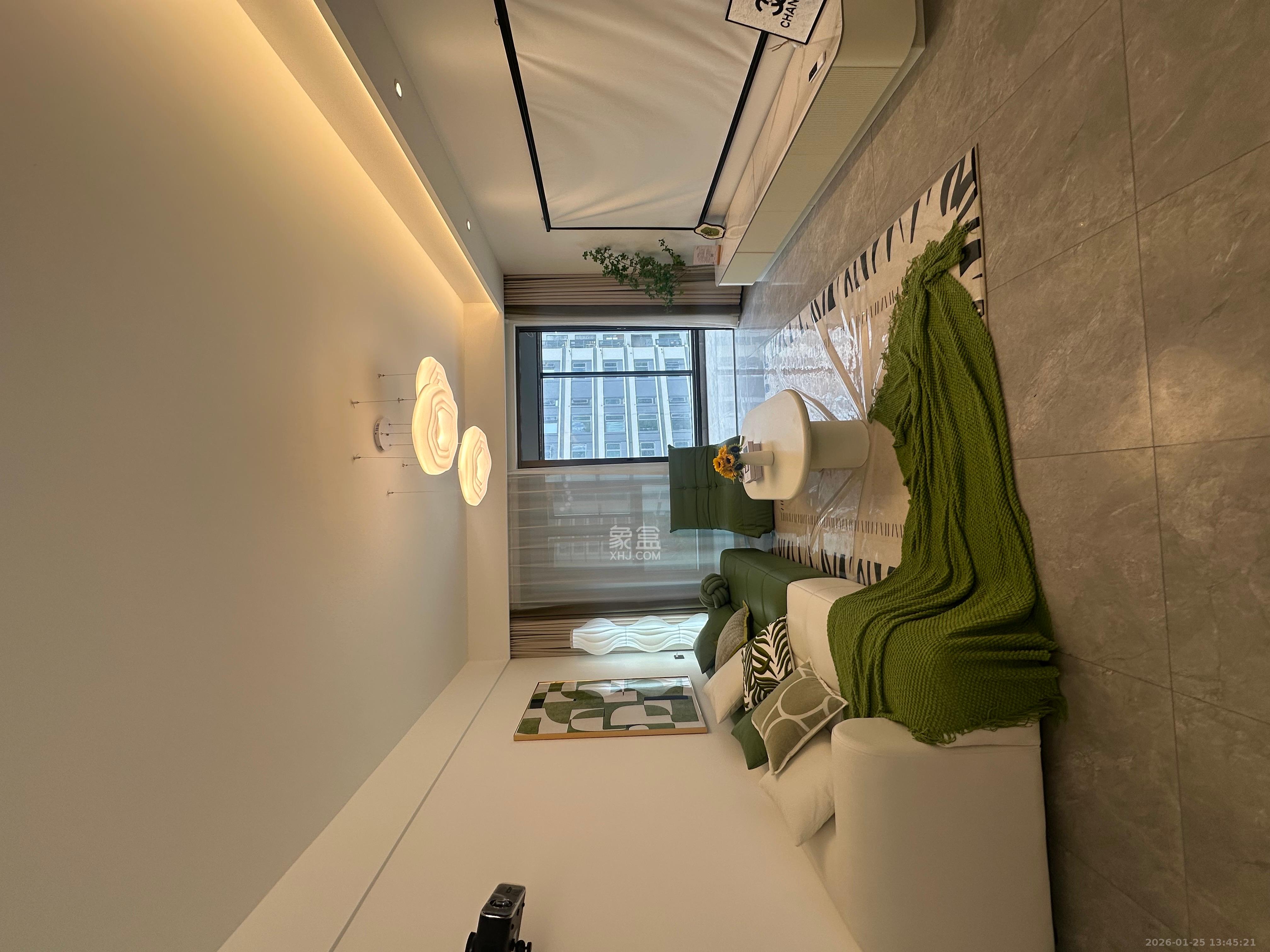 枫景园（春色满园）  1室2厅1卫    2200.0元/月