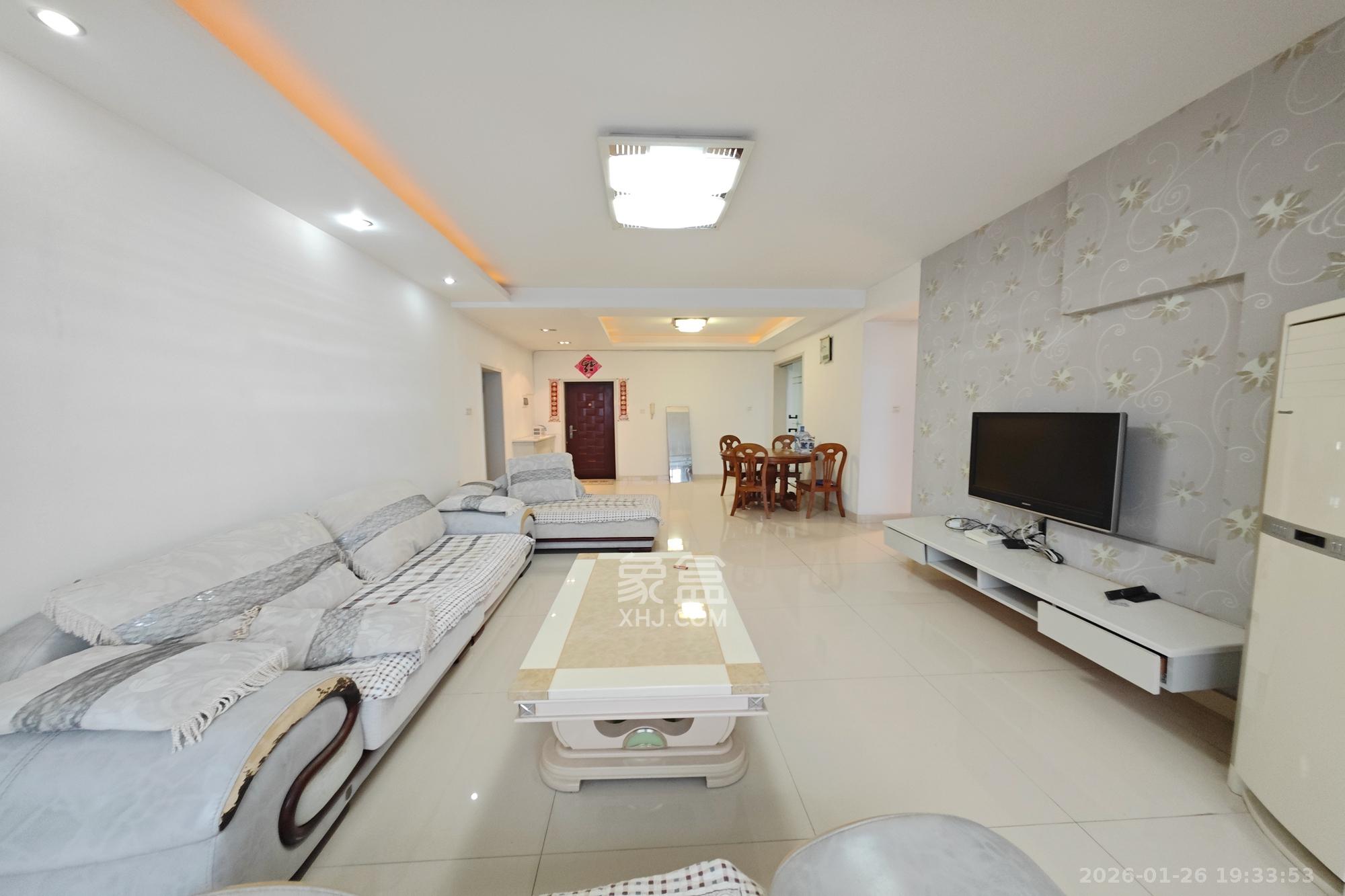 城南郡  4室2厅2卫    112.8万