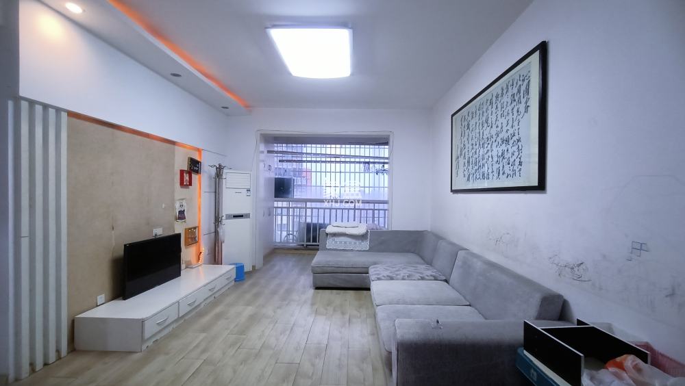 东方花园  2室2厅1卫    26.0万