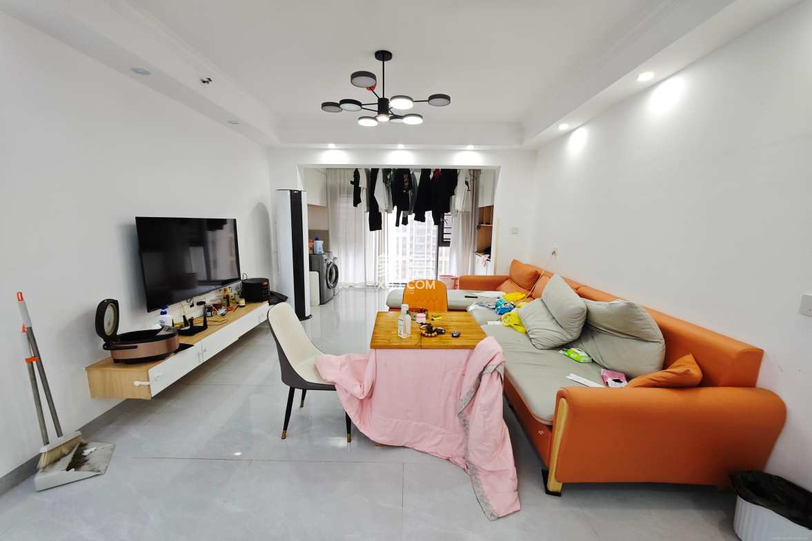 阳光城尚东湾凌云府 3室2厅2卫 2800.0元/月 阳光城尚东湾凌云府 3室2厅2卫 2800.0元/月室内图