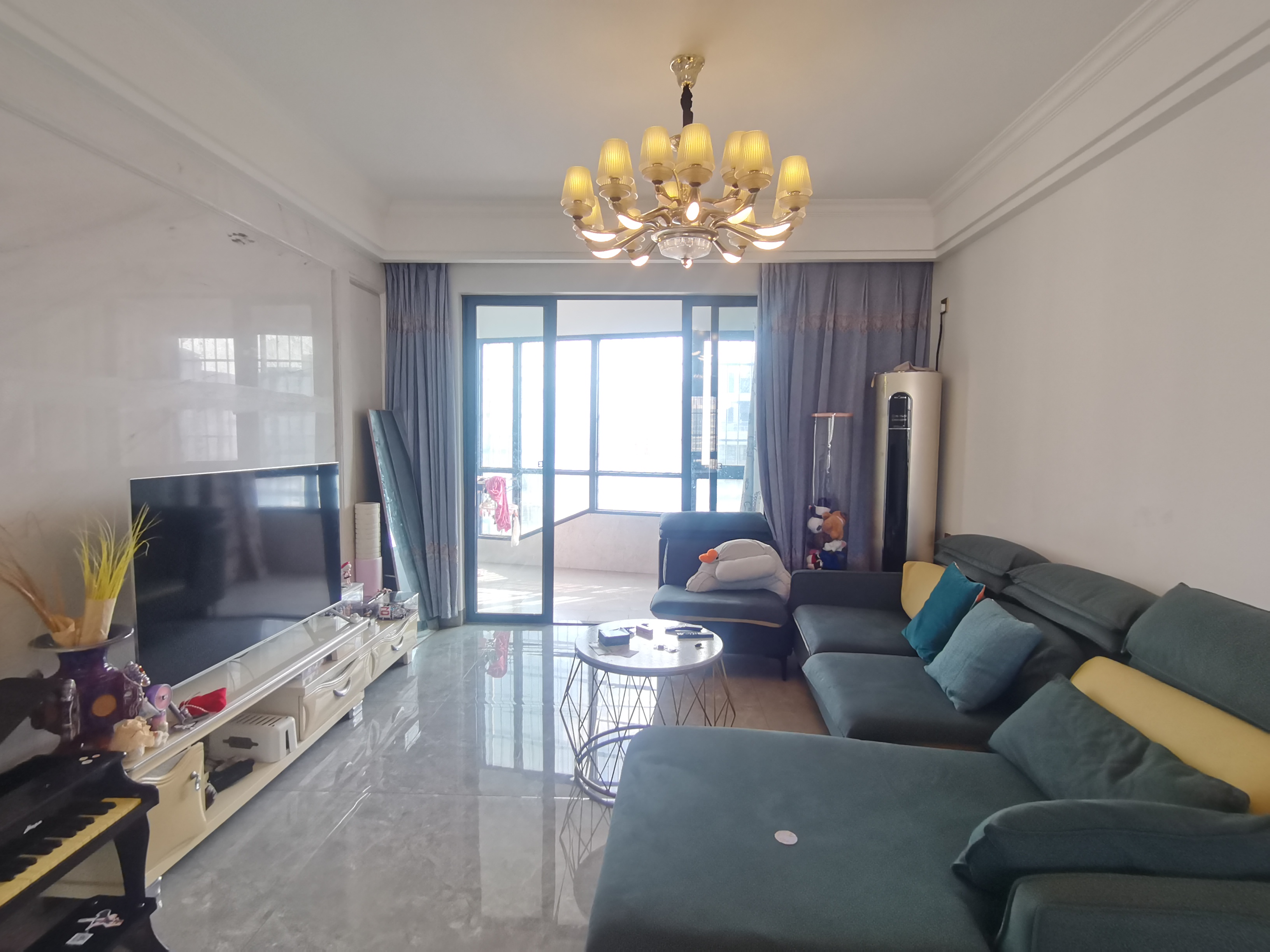 新城吾悦广场  4室2厅2卫    188.0万