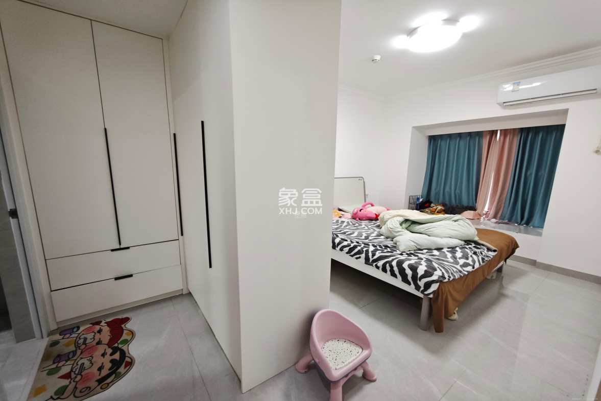 阳光城尚东湾凌云府 3室2厅2卫 2800.0元/月 阳光城尚东湾凌云府 3室2厅2卫 2800.0元/月室内图