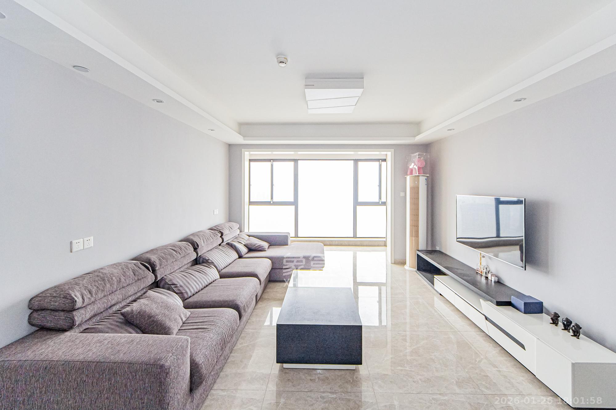 北辰三角洲C2区  3室2厅2卫    165.0万