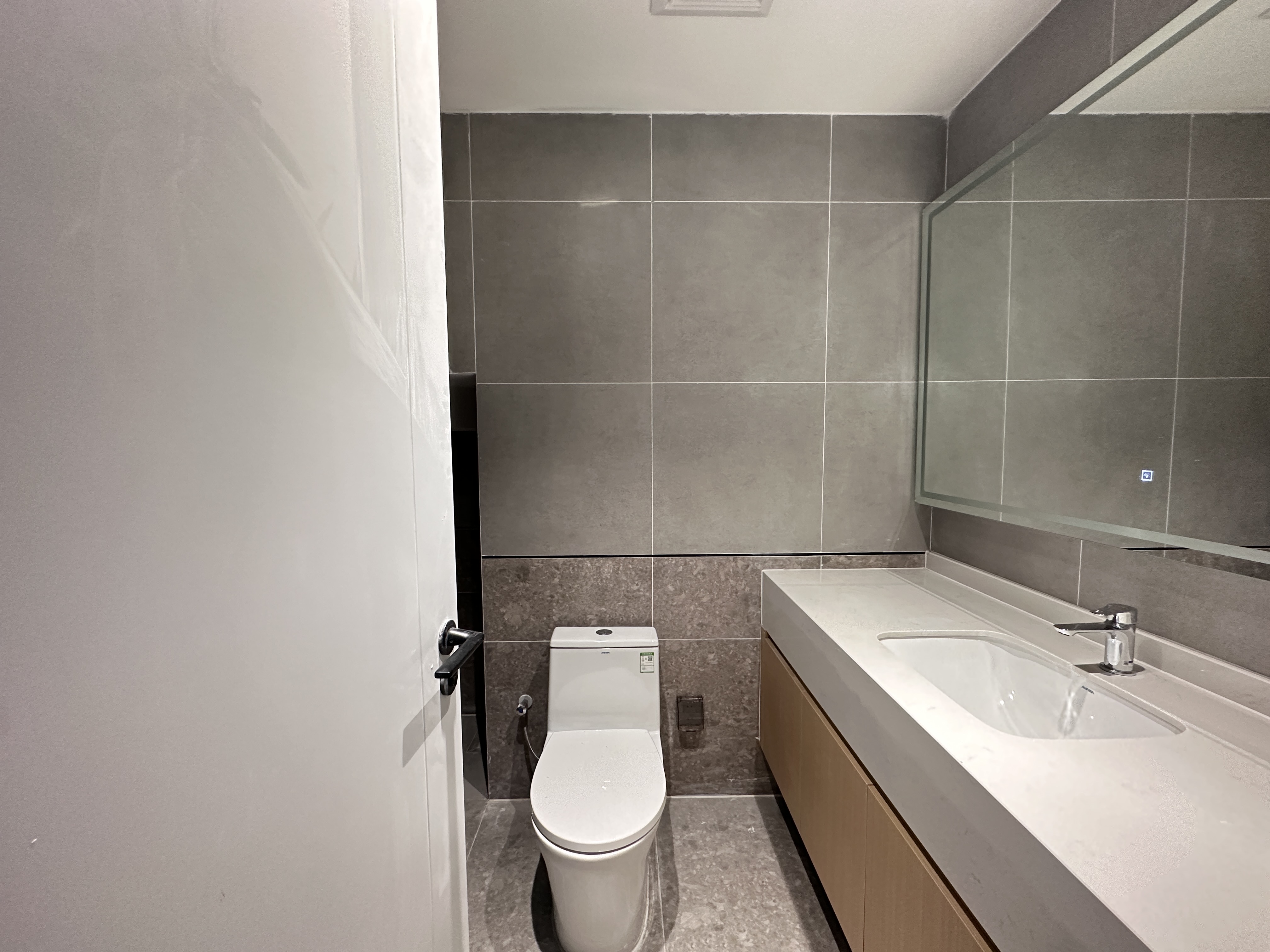 海航豪庭南苑  1室1厅1卫    96.0万