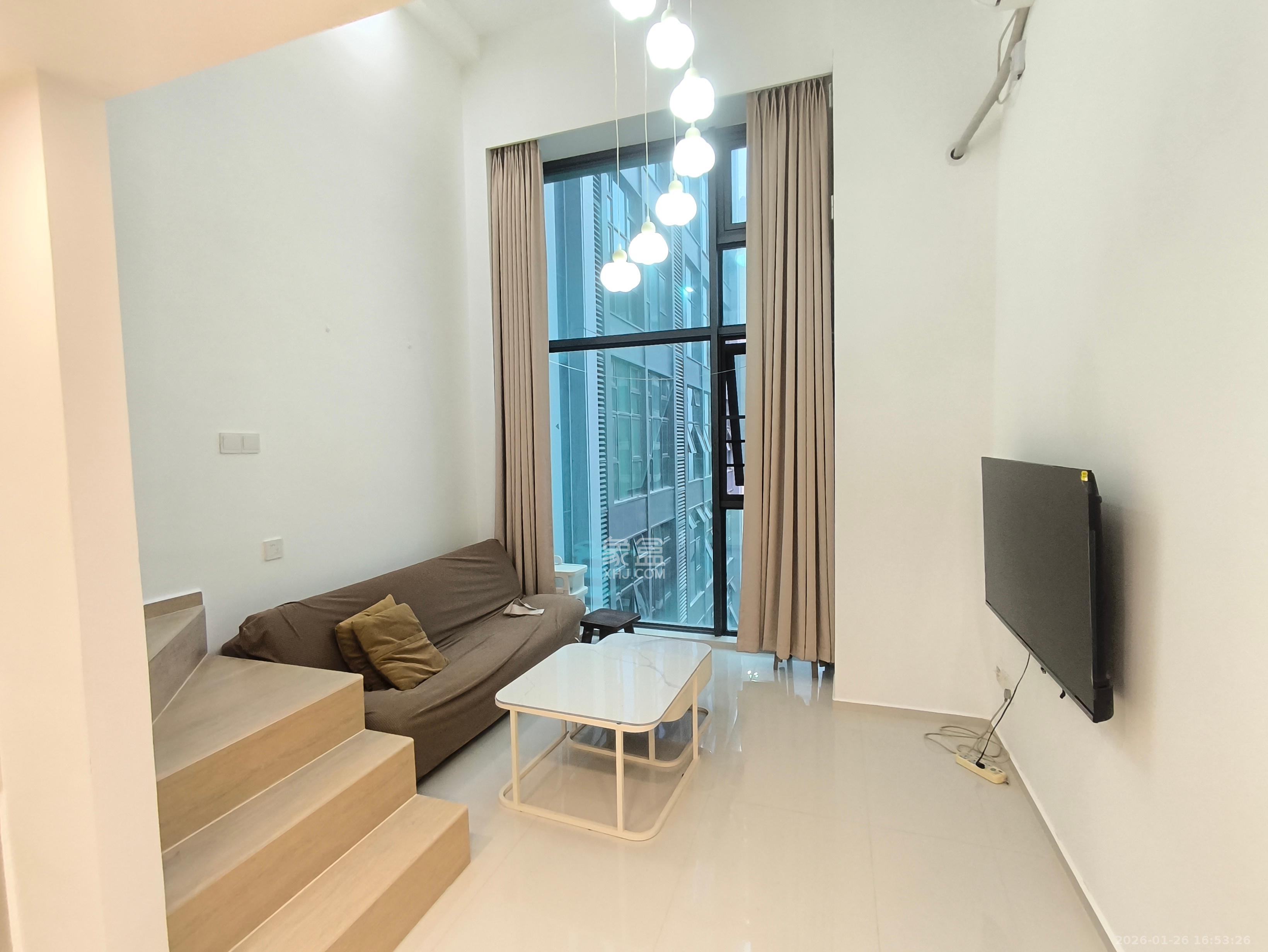 绿地V岛B区  1室1厅1卫    2200.0元/月