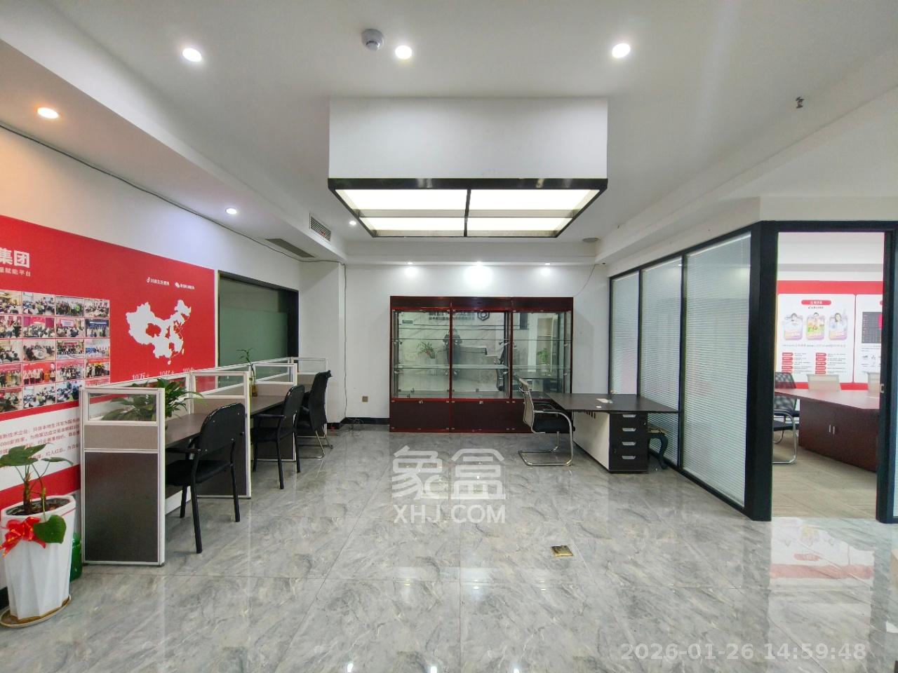 华润置地广场一期   131.0㎡      5600.0元/月室内图