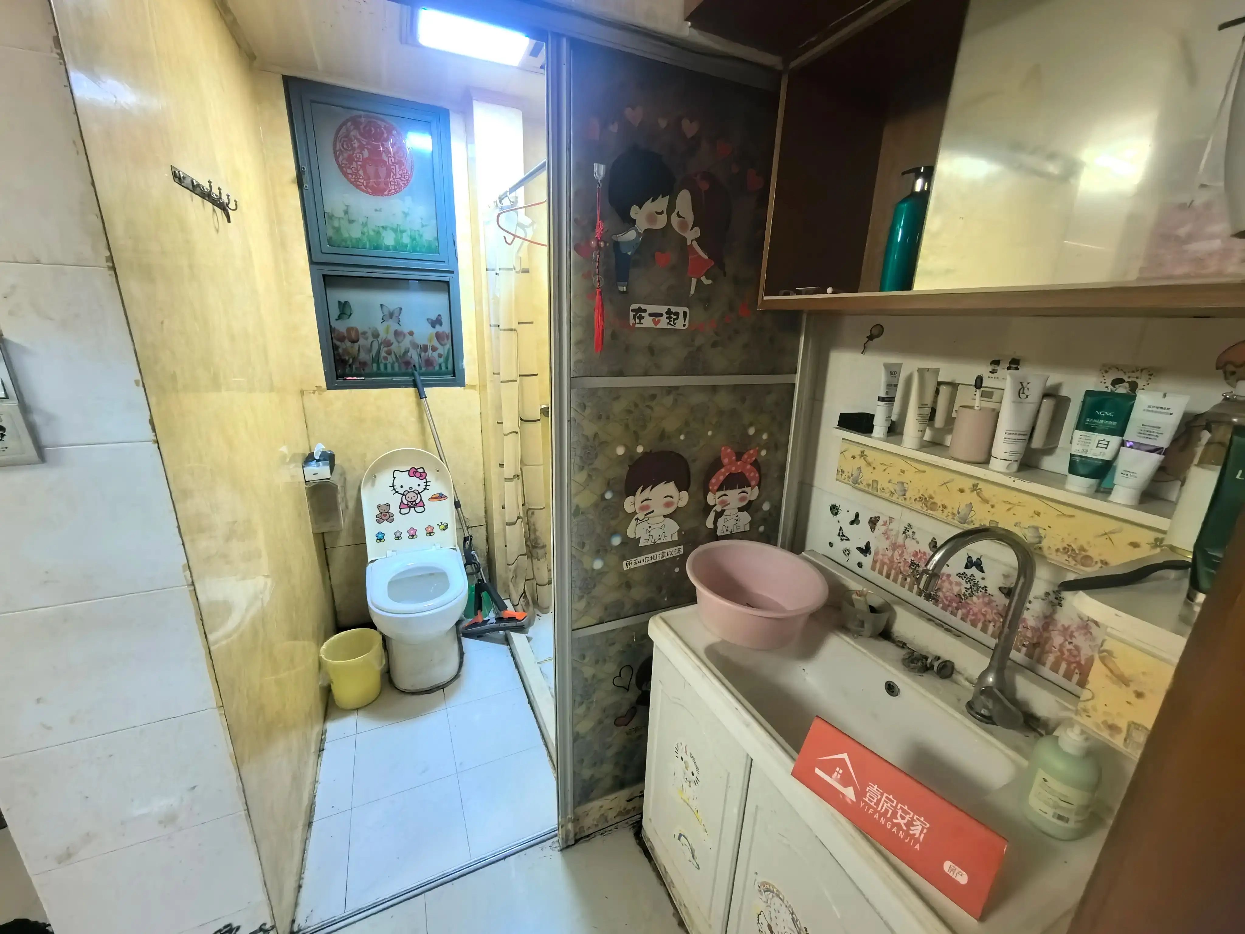 海滨二村(宝山)  1室0厅0卫    3600.0元/月